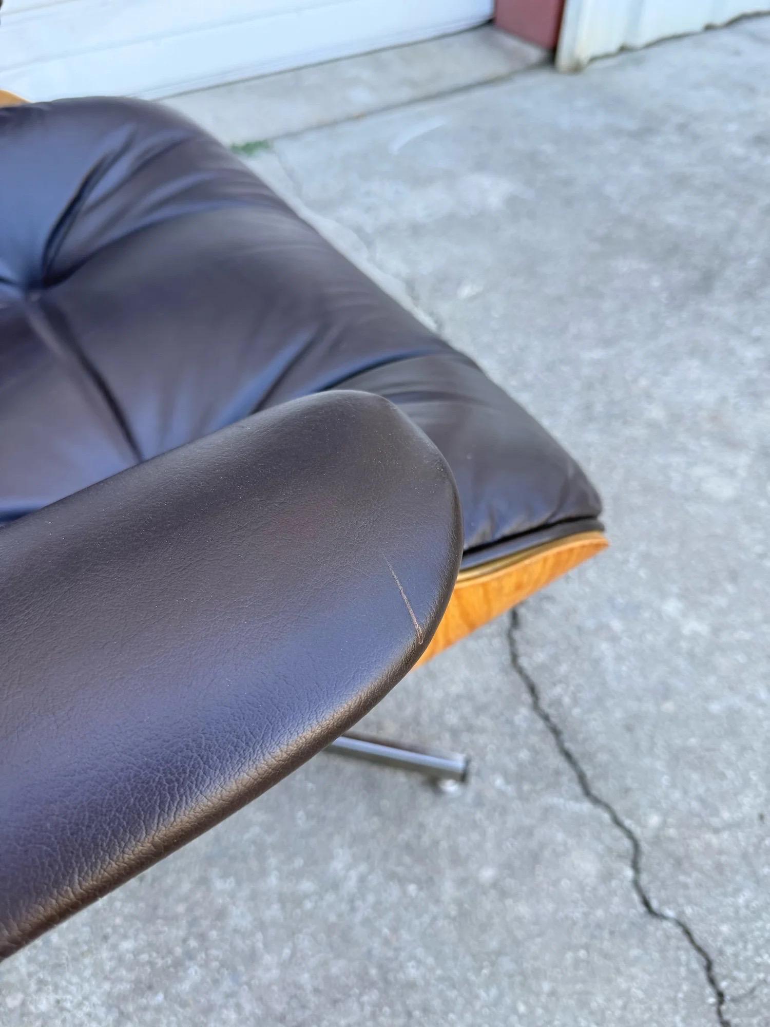 Salon et pouf Selig du milieu du siècle en vente 8