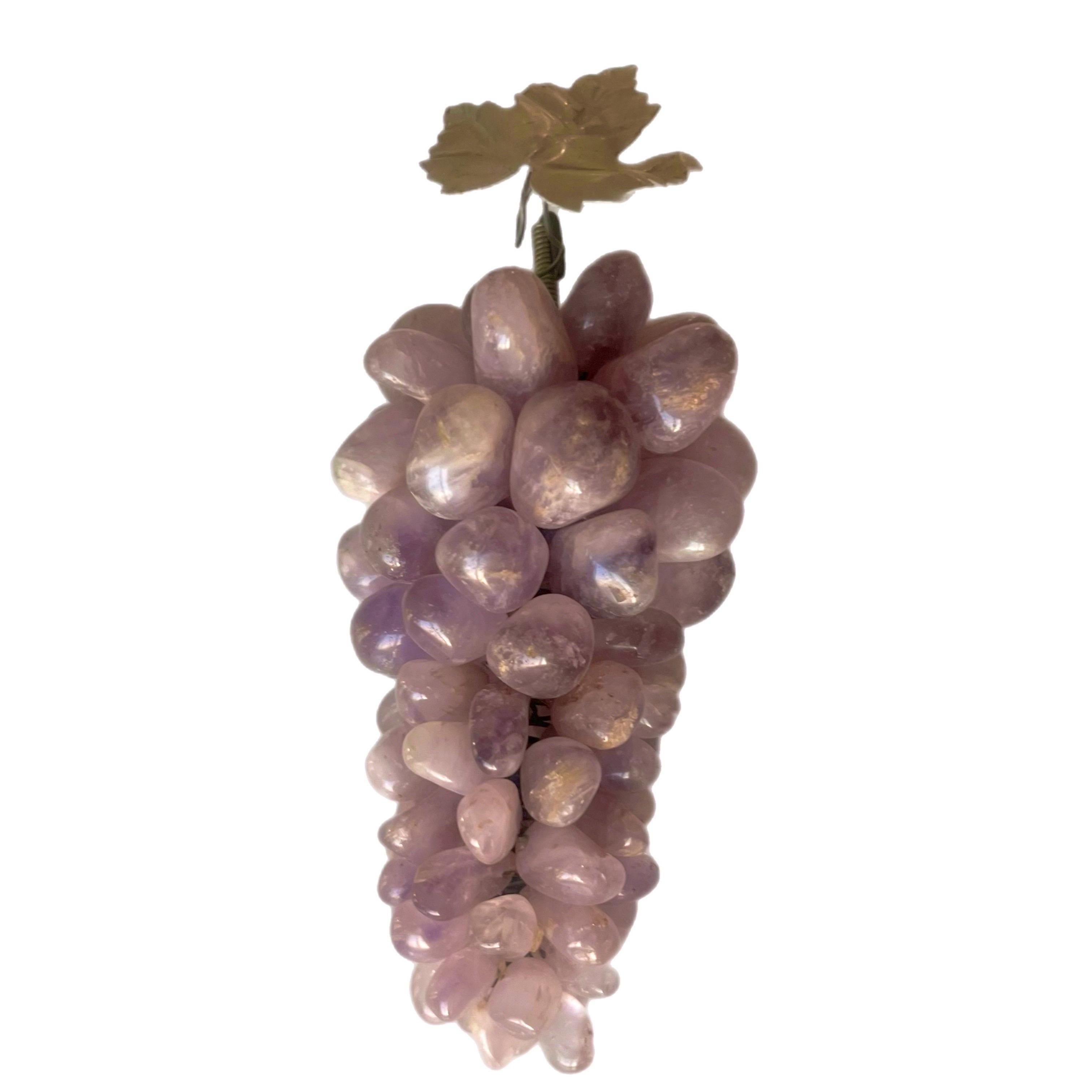 Racimos de uvas de piedras semipreciosas de mediados de siglo - un par siglo XX en venta