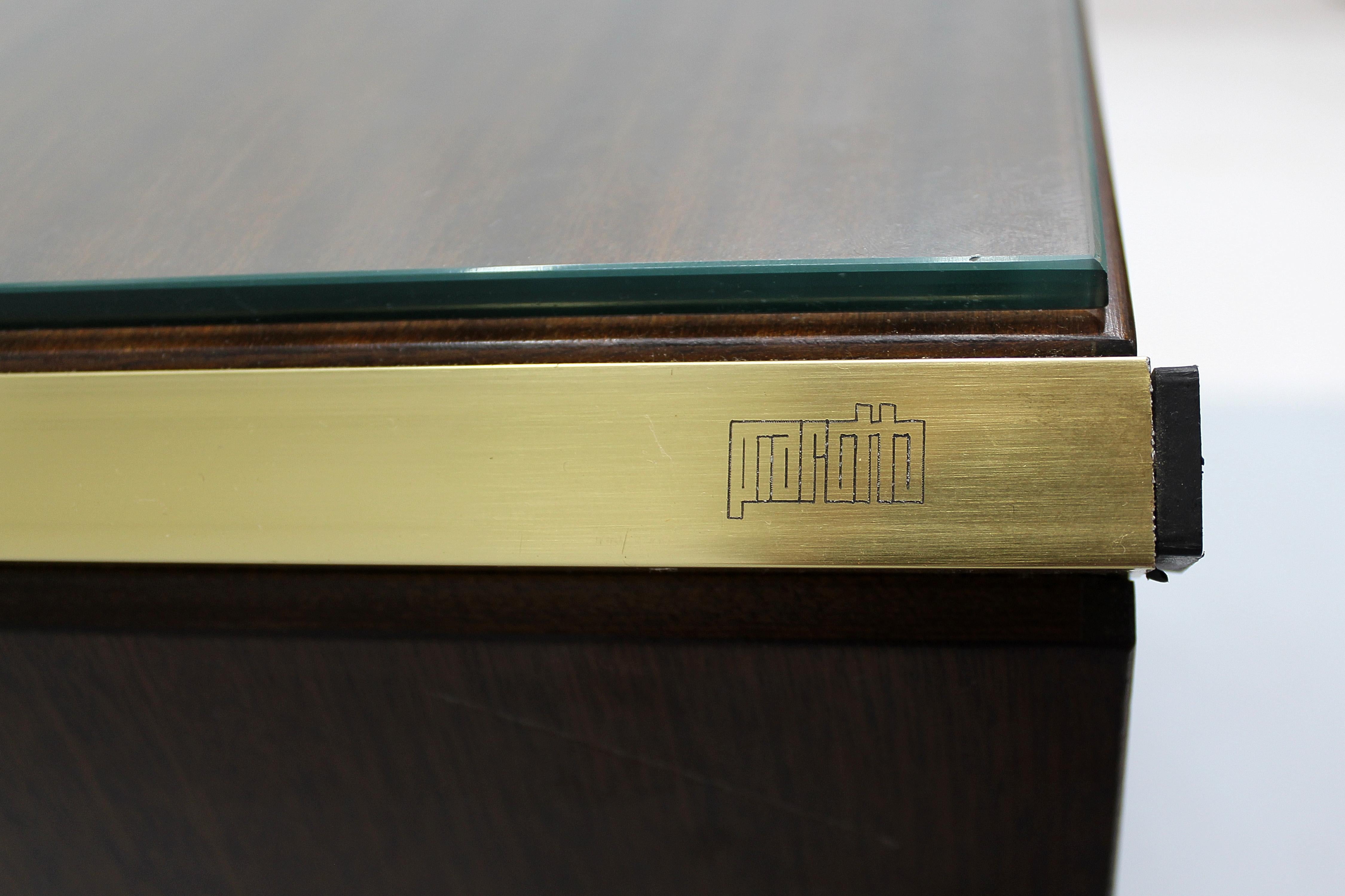Cassettiera in legno della serie Mid-Century 