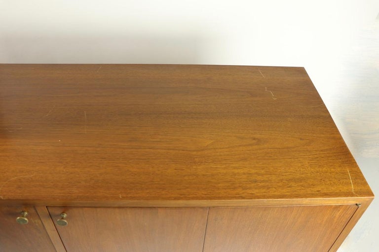 Veneer Mid Century Server Credenza Attributed to Paul McCobb For Sale