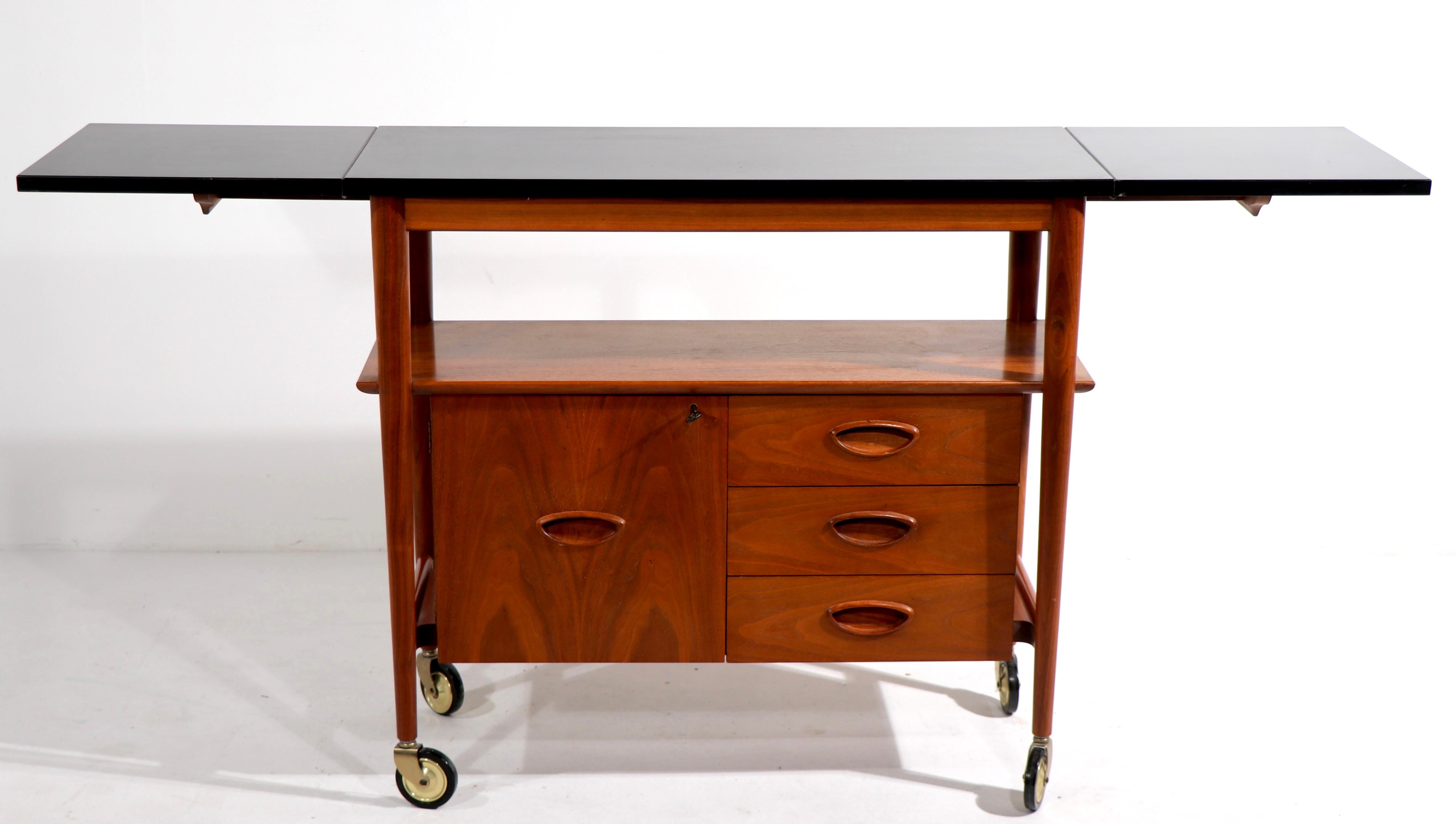 20th Century Mid Century Serving Bar Cart by Drexel Heritage