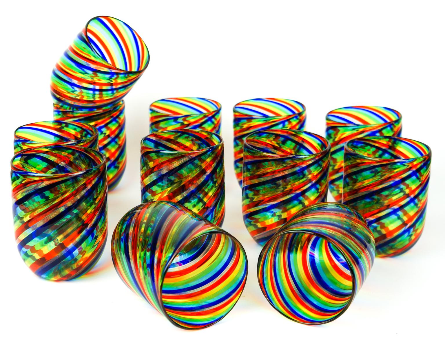 Ensemble de 12 gobelets colorés de Murano « Goti De Fornasa » du milieu du siècle dernier en vente 13