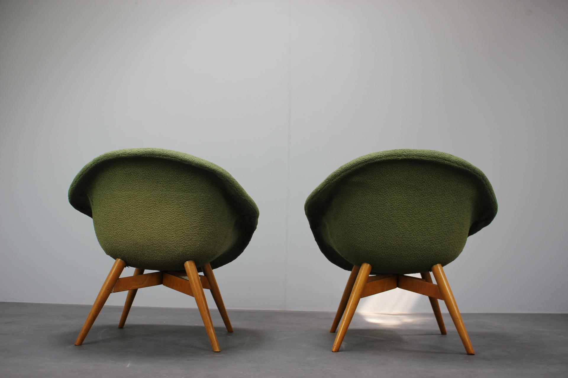 Juego de 2 sillones de mediados de siglo de Miroslav Navrátil, Años 50, Checoslovaquia en Bueno estado para la venta en Praha, CZ