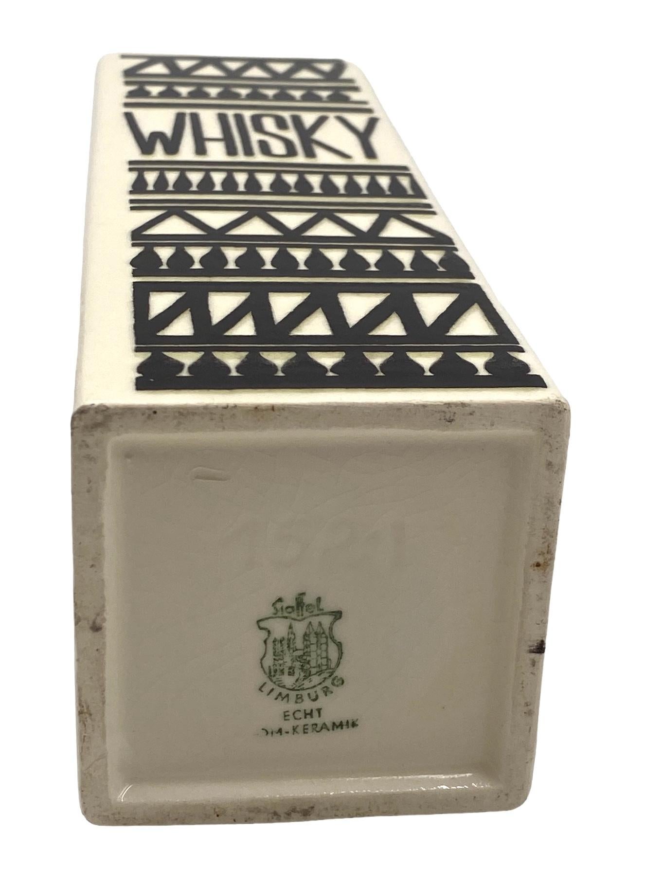 Ensemble de 2 bouteilles en céramique du milieu du siècle, Staffel Limburg Allemagne, années 1960 en vente 10