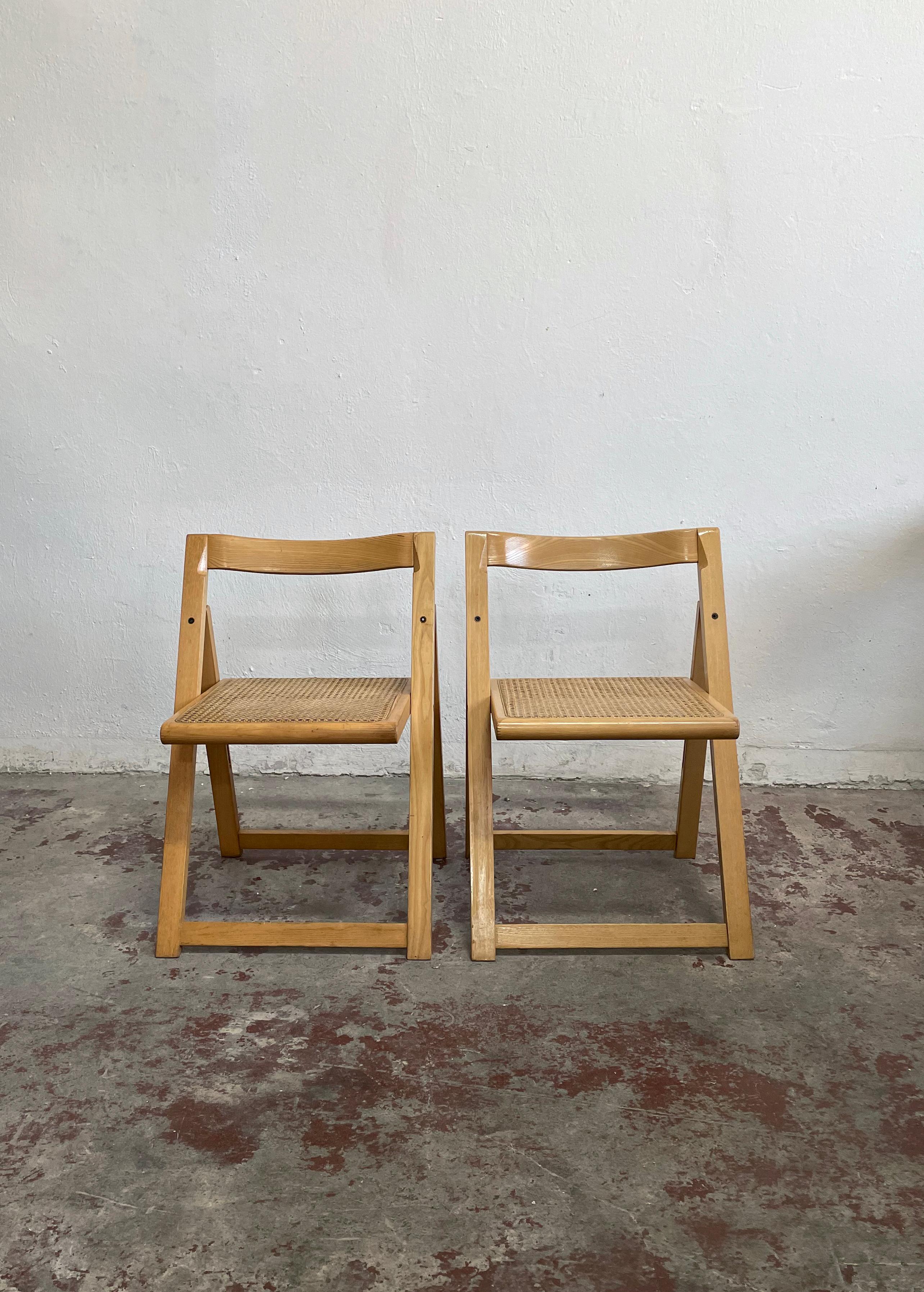 Mid Century Set of 2 Italian Caned Beech Folding Chairs, Aldo Jacober Style 8