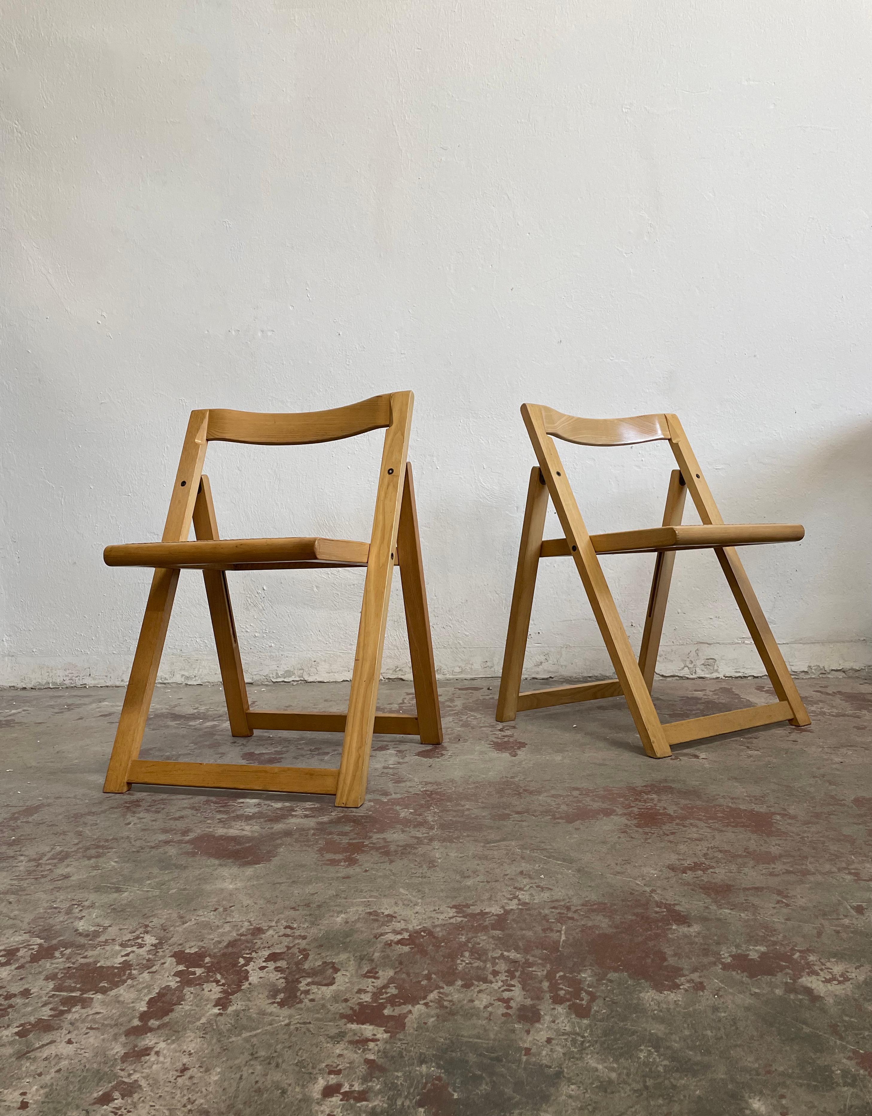 Mid Century Set of 2 Italian Caned Beech Folding Chairs, Aldo Jacober Style In Good Condition In Zagreb, HR