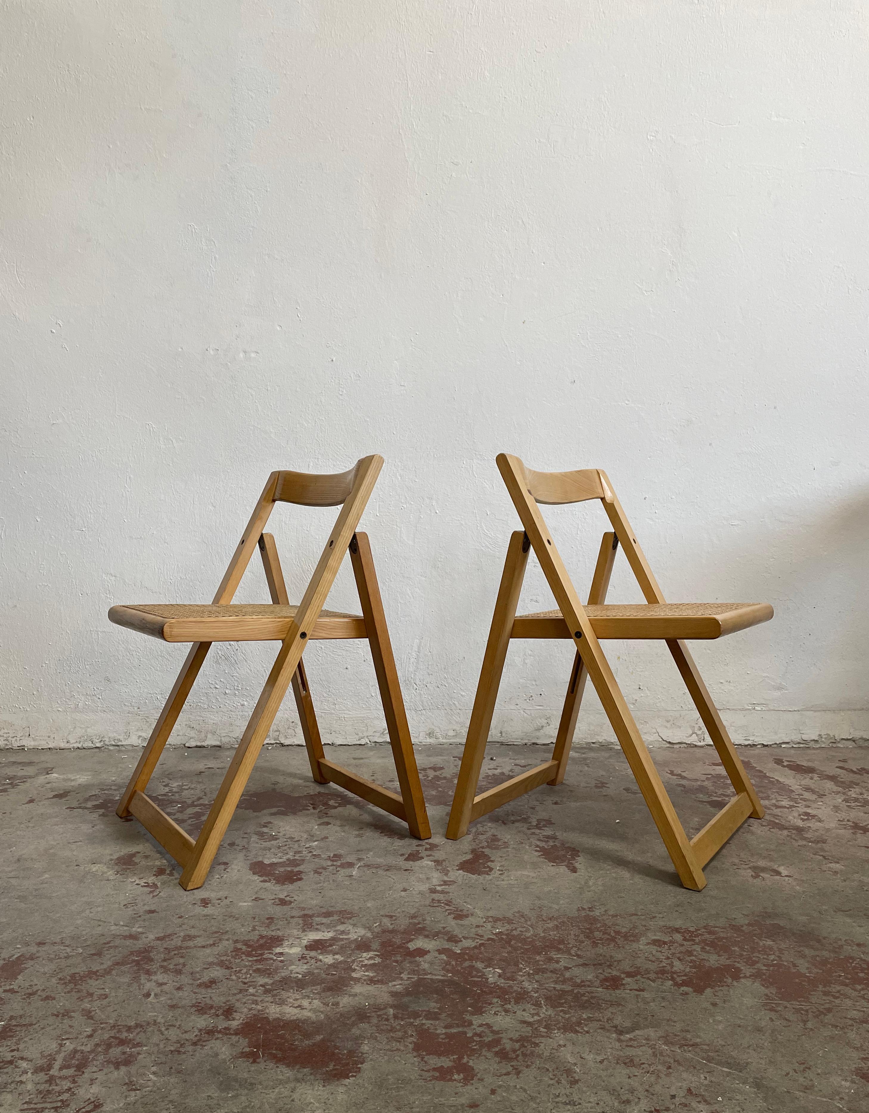 20th Century Mid Century Set of 2 Italian Caned Beech Folding Chairs, Aldo Jacober Style