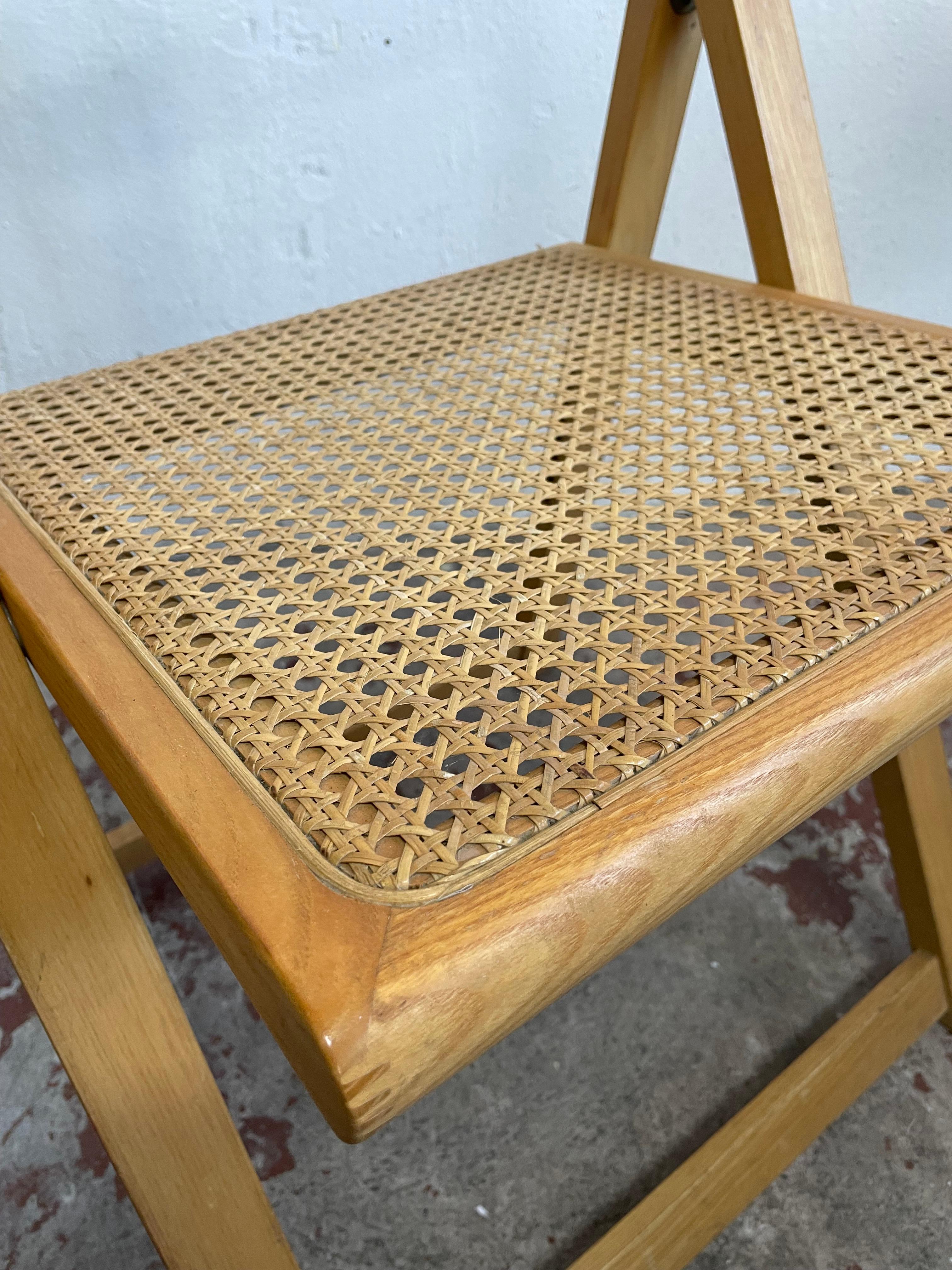 Mid Century Set of 2 Italian Caned Beech Folding Chairs, Aldo Jacober Style In Good Condition In Zagreb, HR