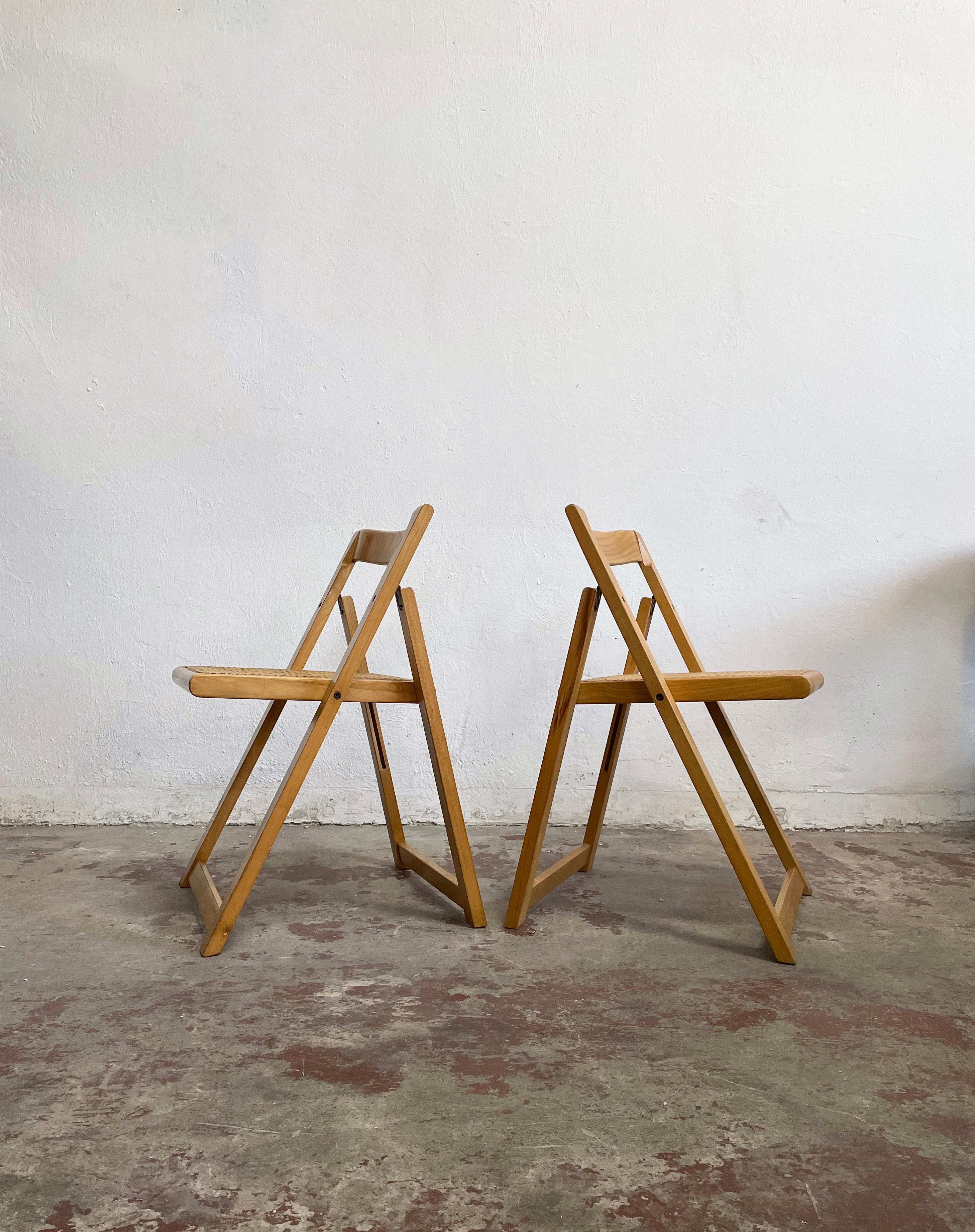 20th Century Mid Century Set of 2 Italian Caned Beech Folding Chairs, Aldo Jacober Style