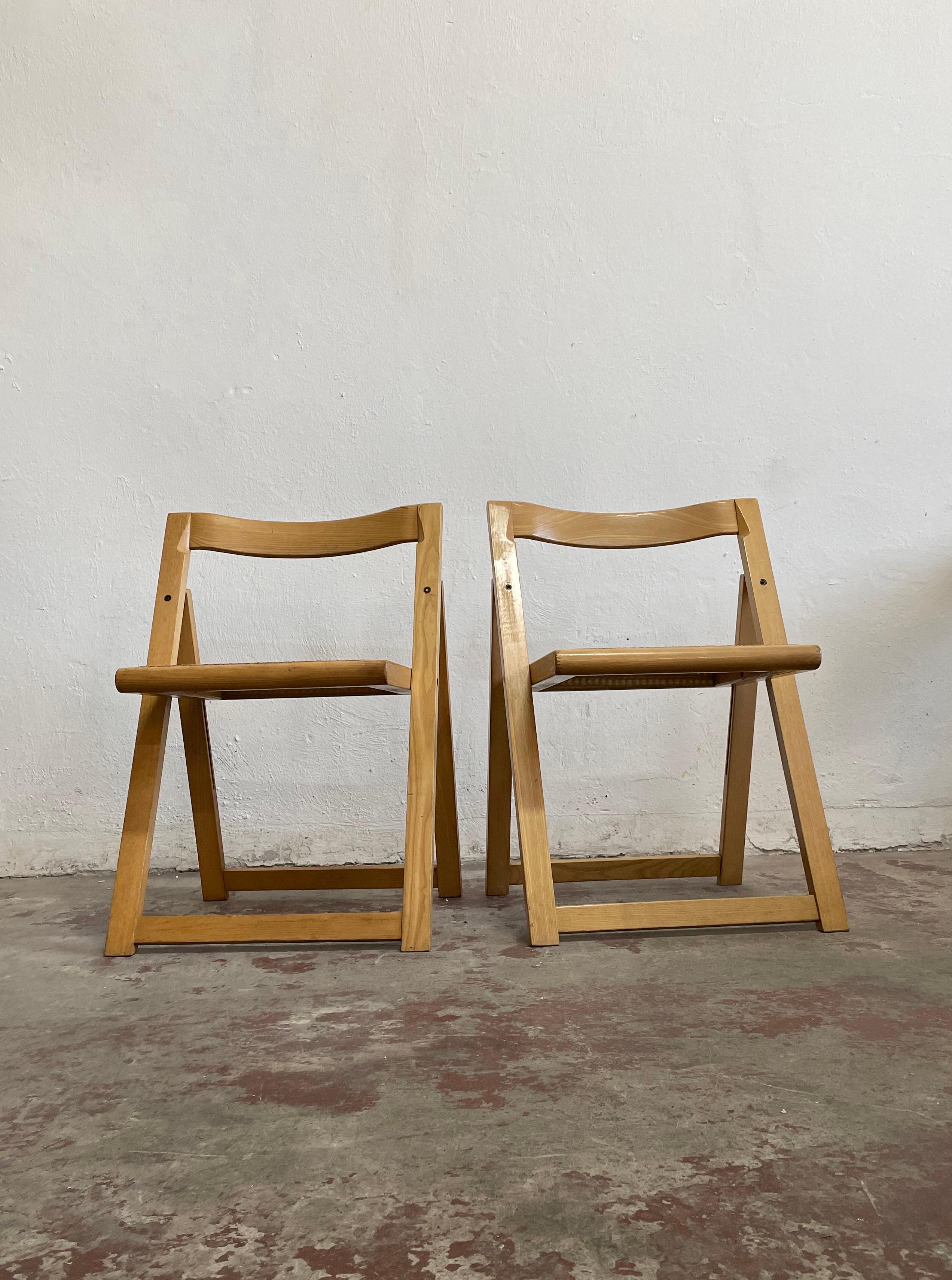 Mid Century Set of 2 Italian Caned Beech Folding Chairs, Aldo Jacober Style 4