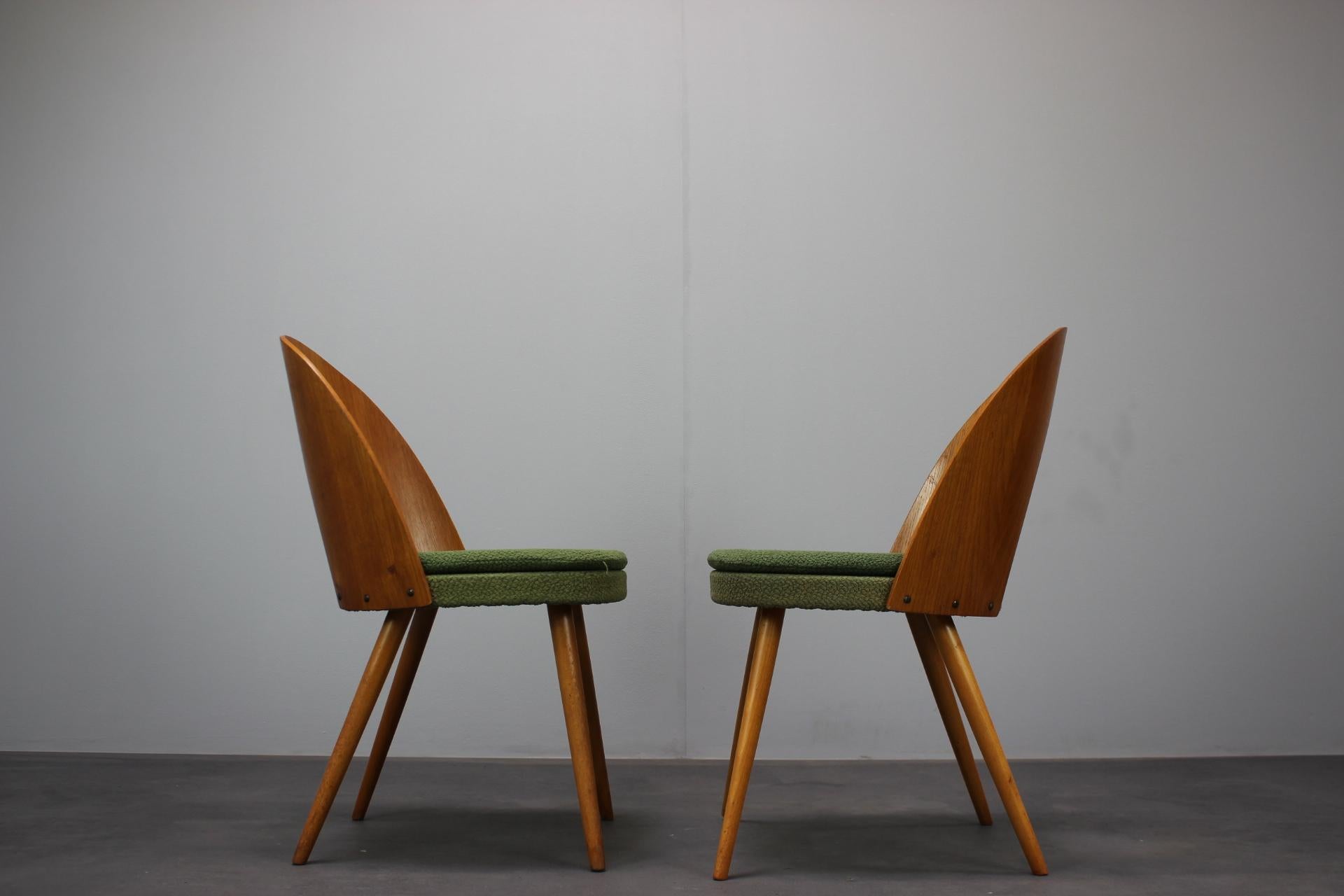 Mid-Century Modern Ensemble de 2 chaises Tatra du milieu du siècle par Antonín Šuman pour Tatra Pravenec, années 1960 en vente