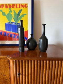 Ensemble de 3 vases en céramique bucchero noire du milieu du siècle, Sebastiani Gubbio Italie années 1960