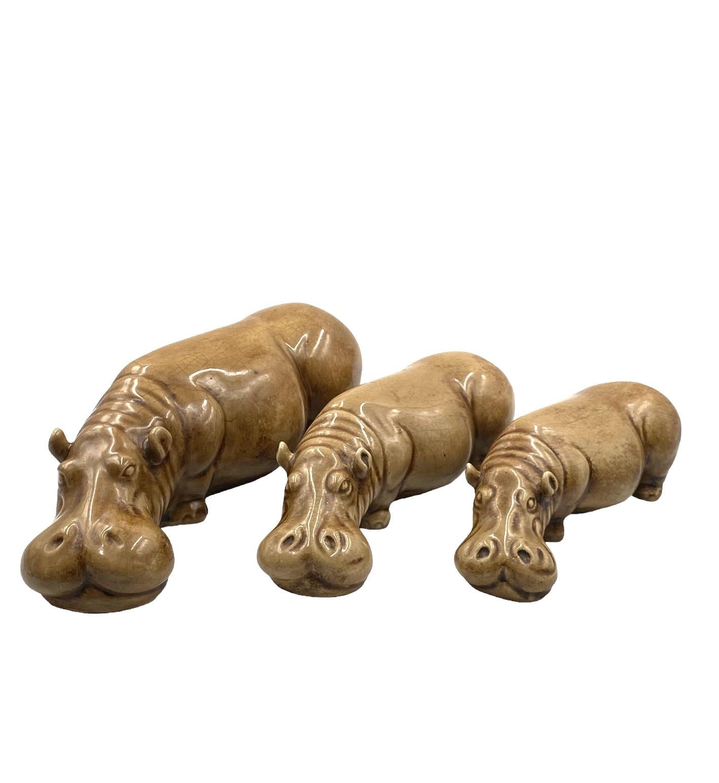 Mid-century Set of 3 ceramic hippos, Zaccagnini Italy 1950s For Sale 10