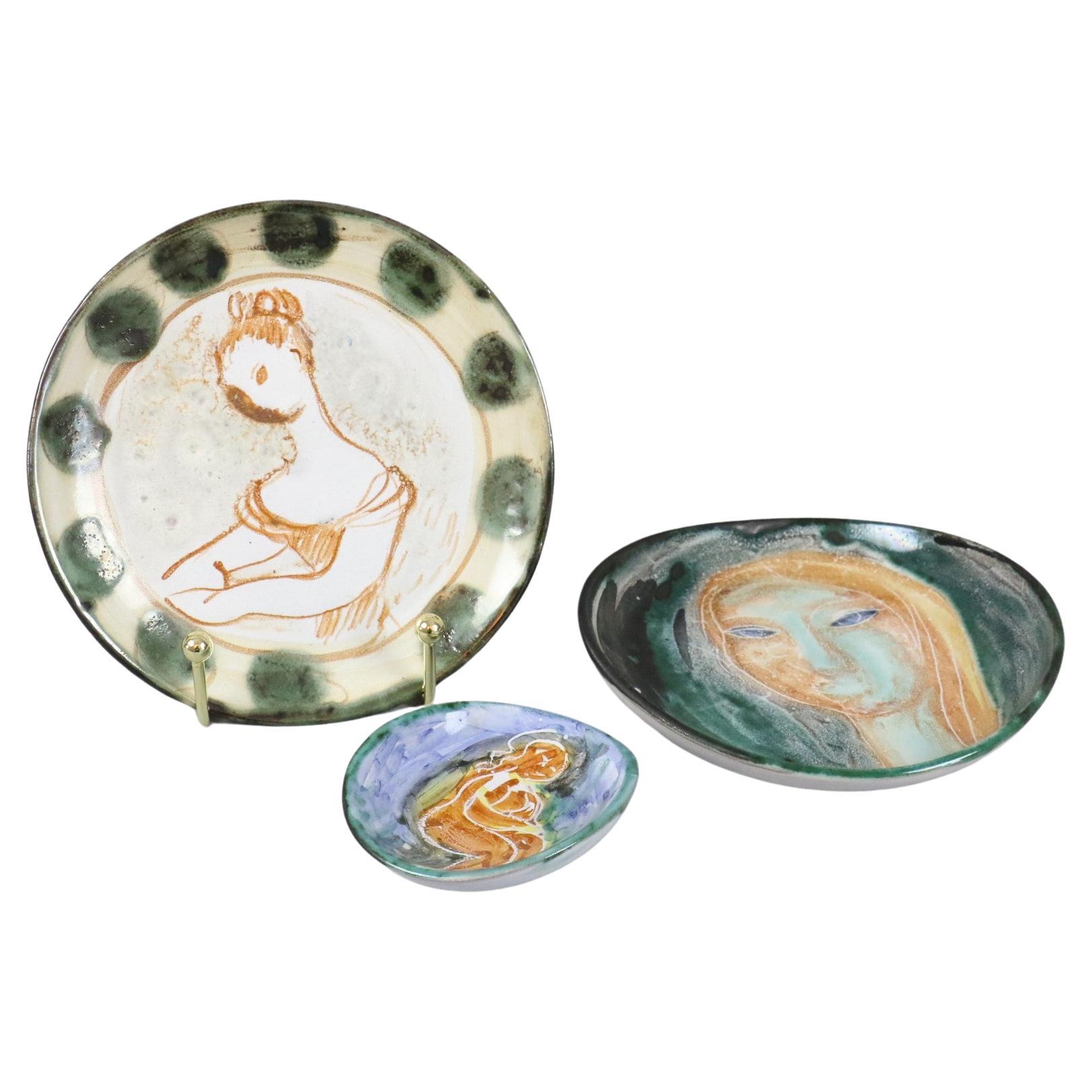 Mid-Century Set of 3 French Ceramic plates by Naumovitch Era Vallauris Capron