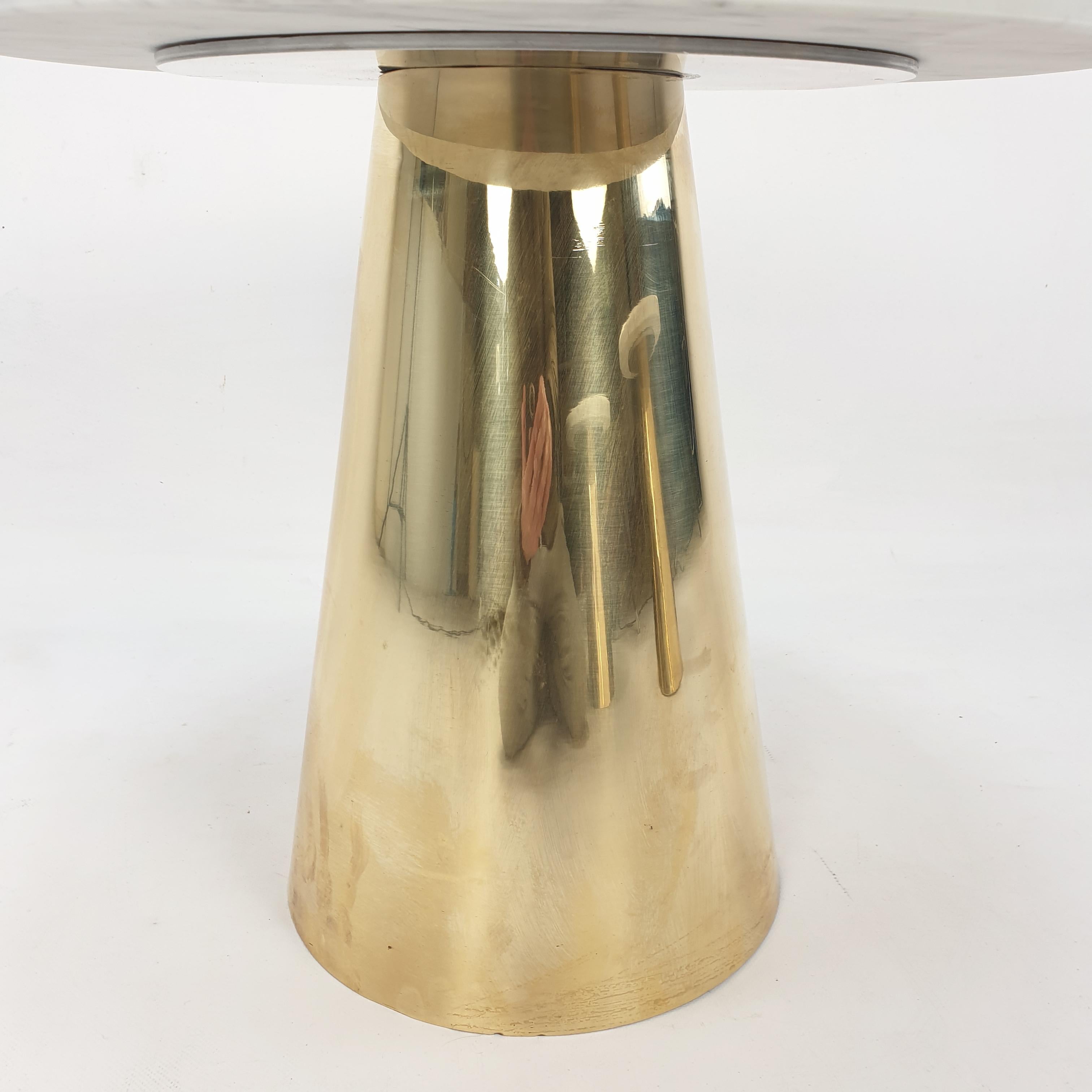 Mid-Century Set of 3 Italian Marble and Brass Tables For Sale 4