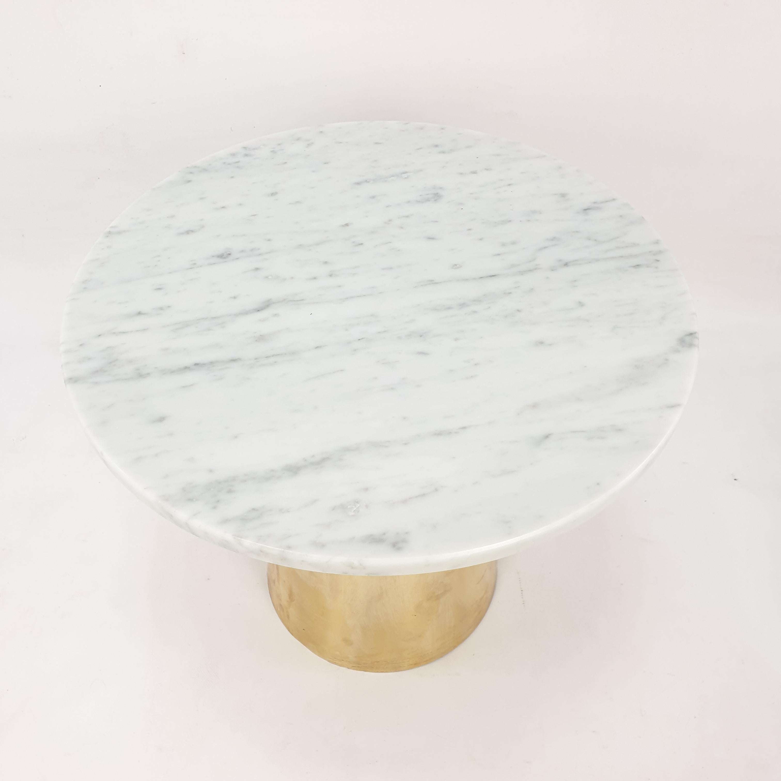 Mid-Century Set of 3 Italian Marble and Brass Tables For Sale 2