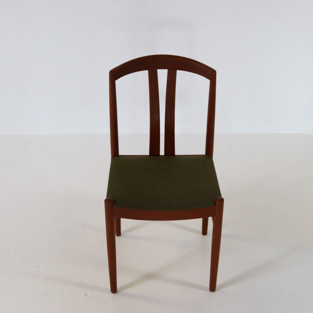 Mid-Century set of 4 Dining Chairs by Carl Ekström for A. Johansson In Good Condition For Sale In BAARLO, LI