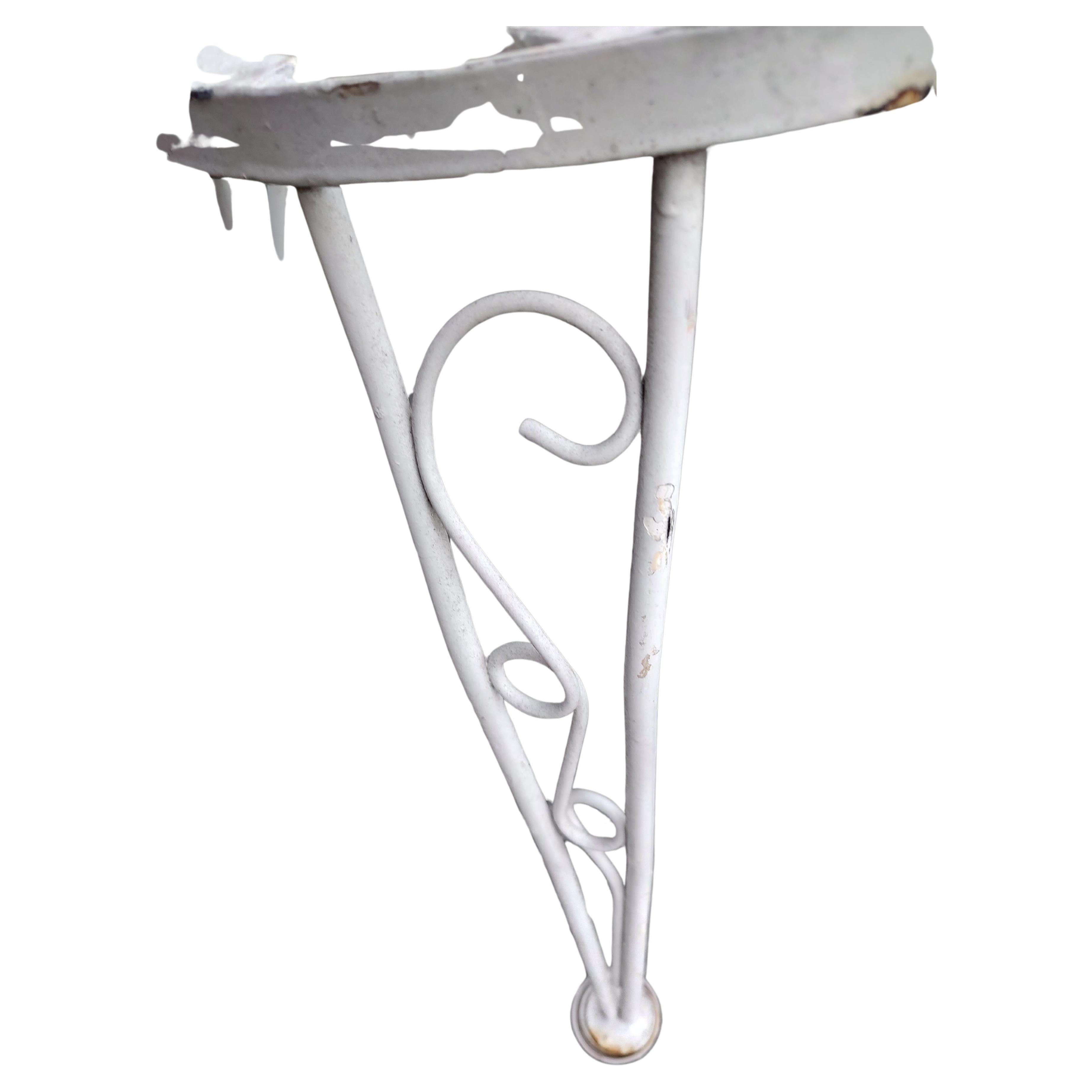 Mid-Century moderno Set di 4 sedie da giardino da esterno con schienale a ventaglio in stile metà secolo di Woodard in vendita