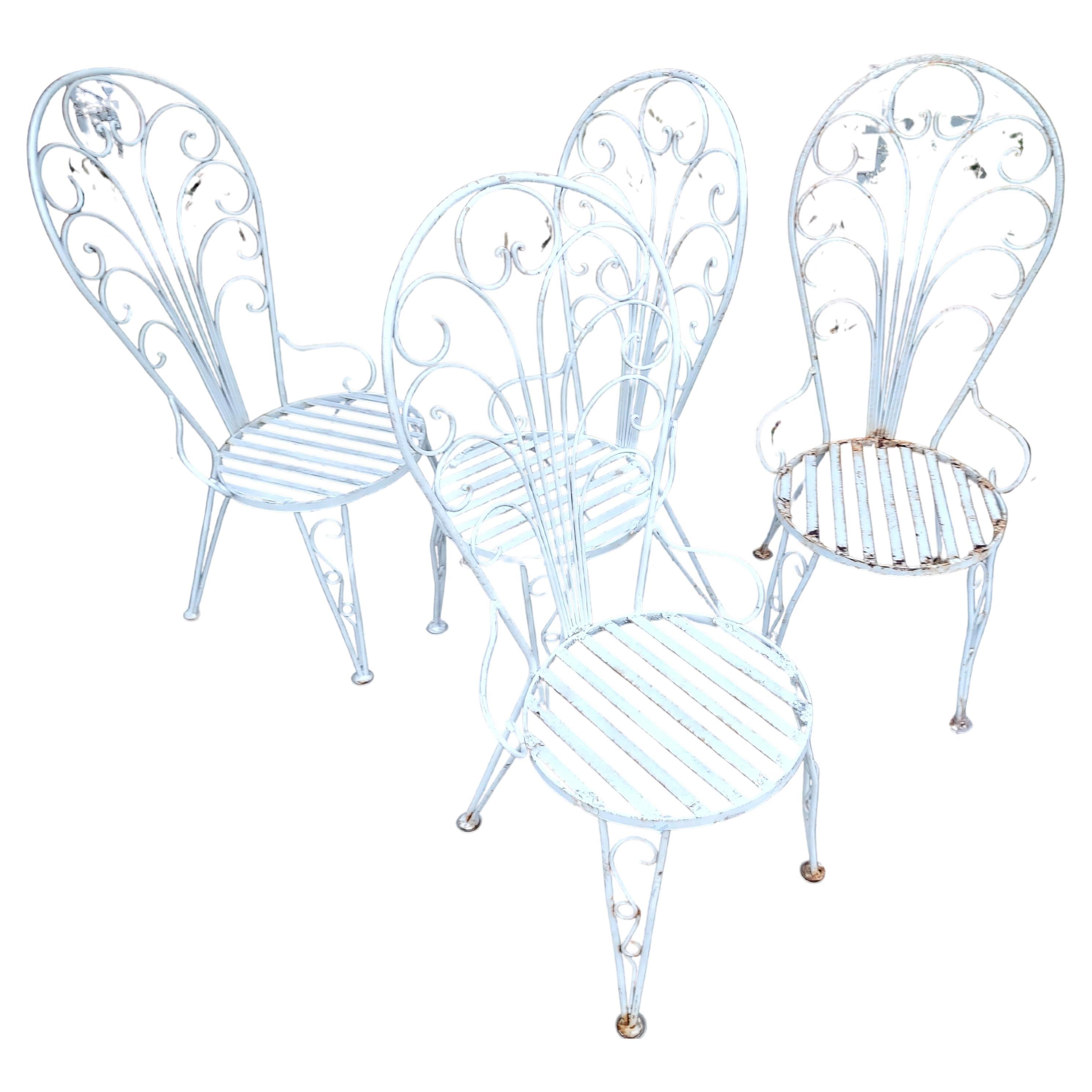 Mid-Century Set of 4 French Fan Back Style Outdoor Garden Chairs by Woodard