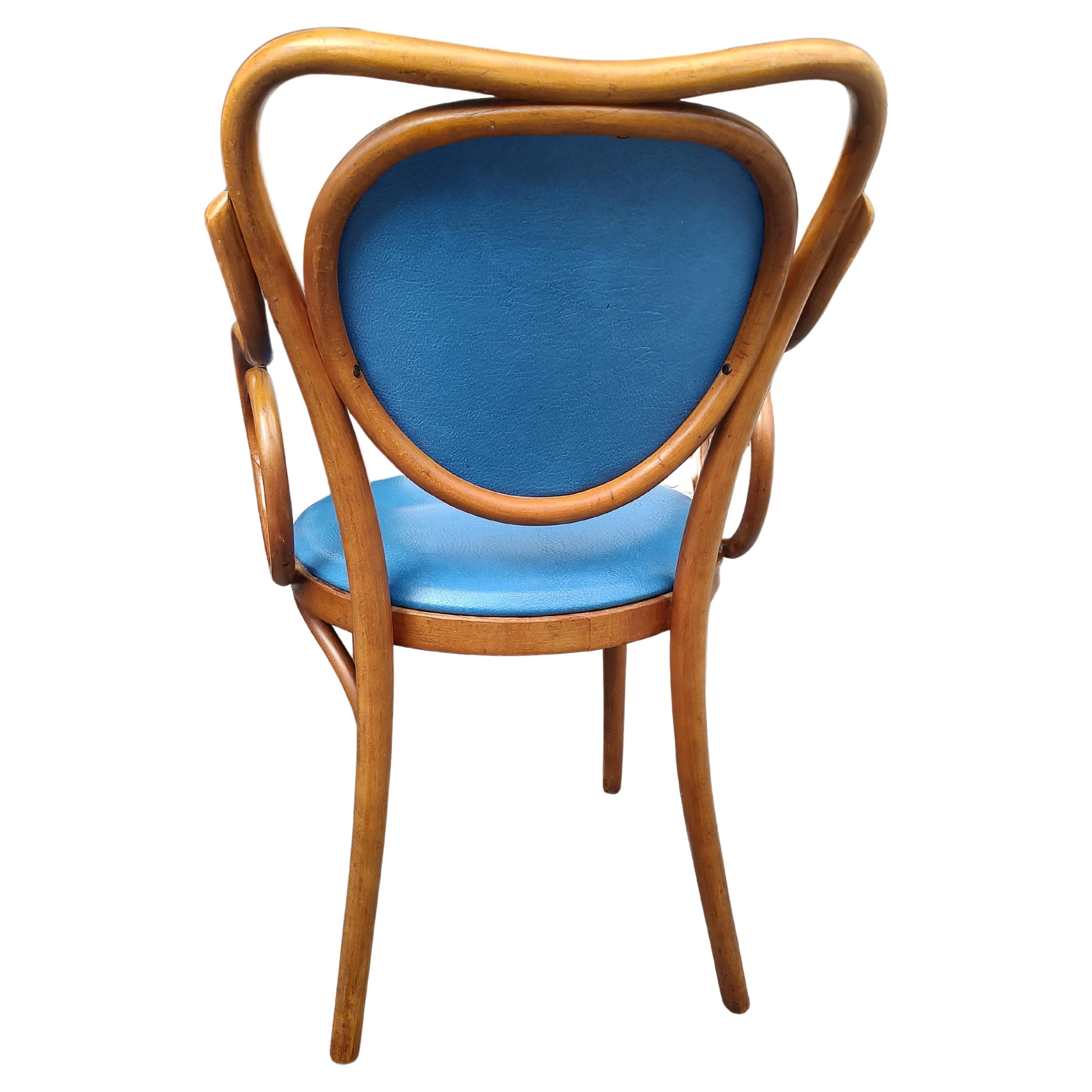 Mid Century Satz von 4 Thonet Stil Bugholz Esszimmer Sesseln (Polnisch) im Angebot