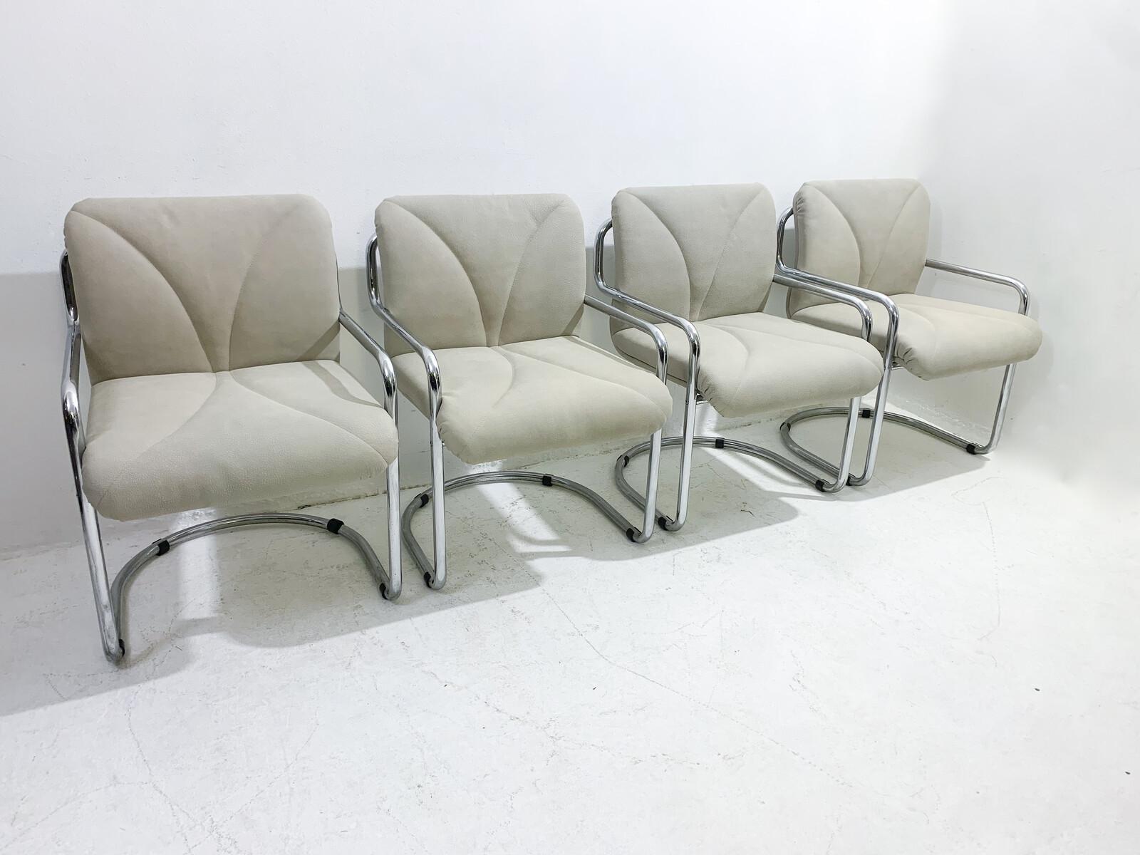 Mid-Century Set of 4 Tubular Armchairs by Guido Faleschini, Italy, 1970s In Good Condition For Sale In Brussels, BE