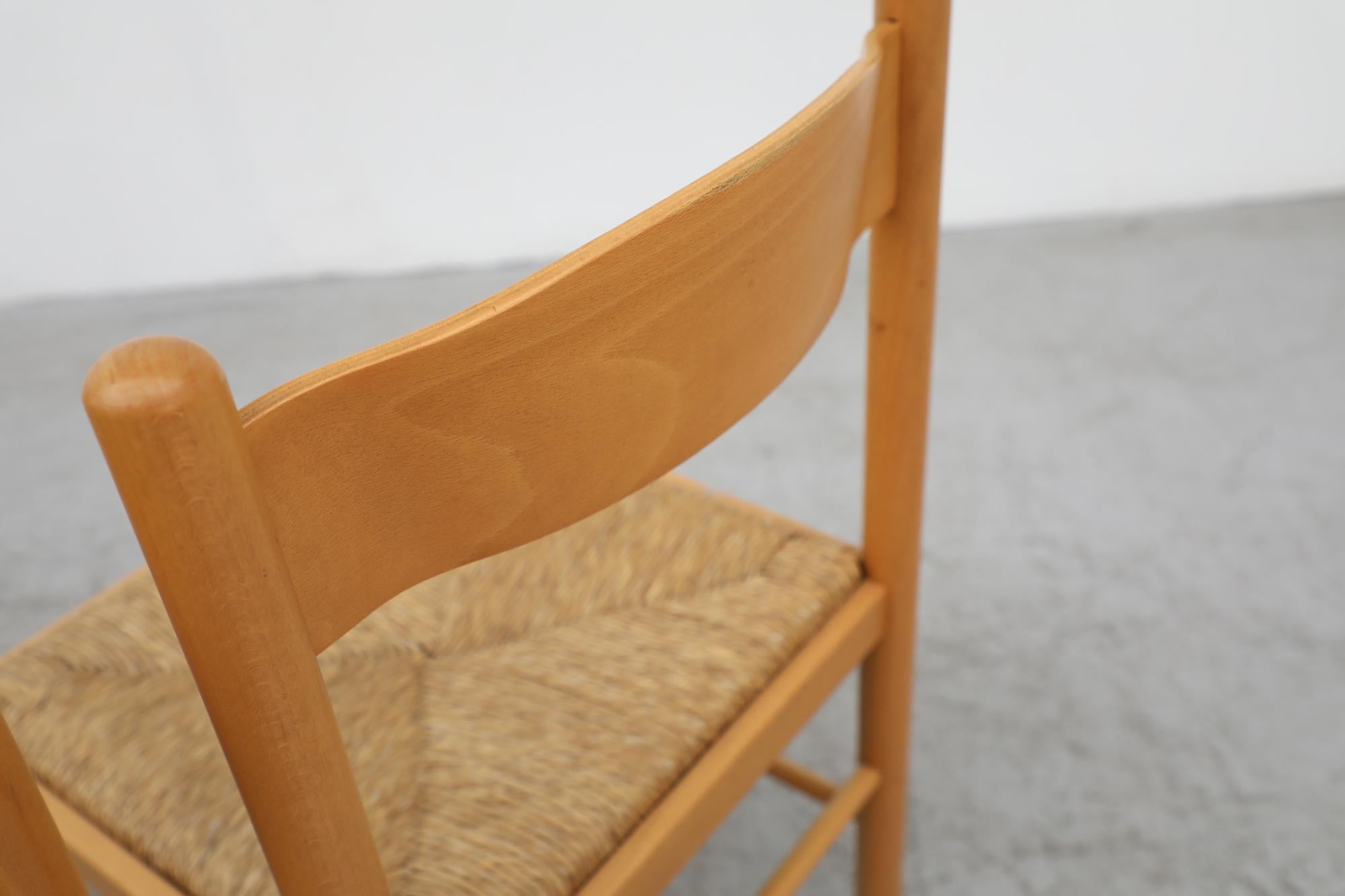 Set of 4 Blonde Wood Vico Magistretti Style Dining Chairs w/ Rush Seats In Good Condition For Sale In Los Angeles, CA