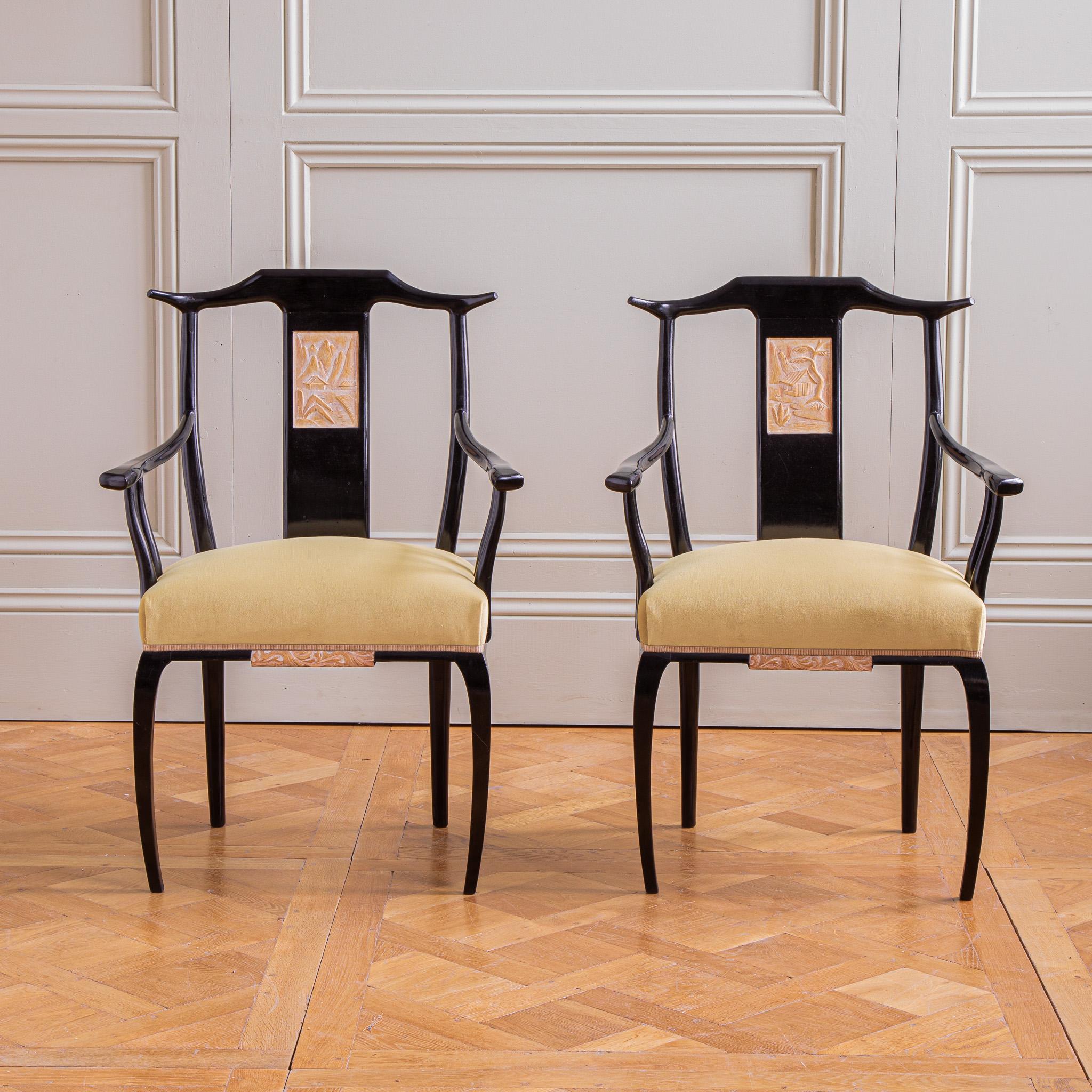 Mid Century Set Of 6 Black Lacquered French Dining Chairs in Oriental Style  For Sale 1