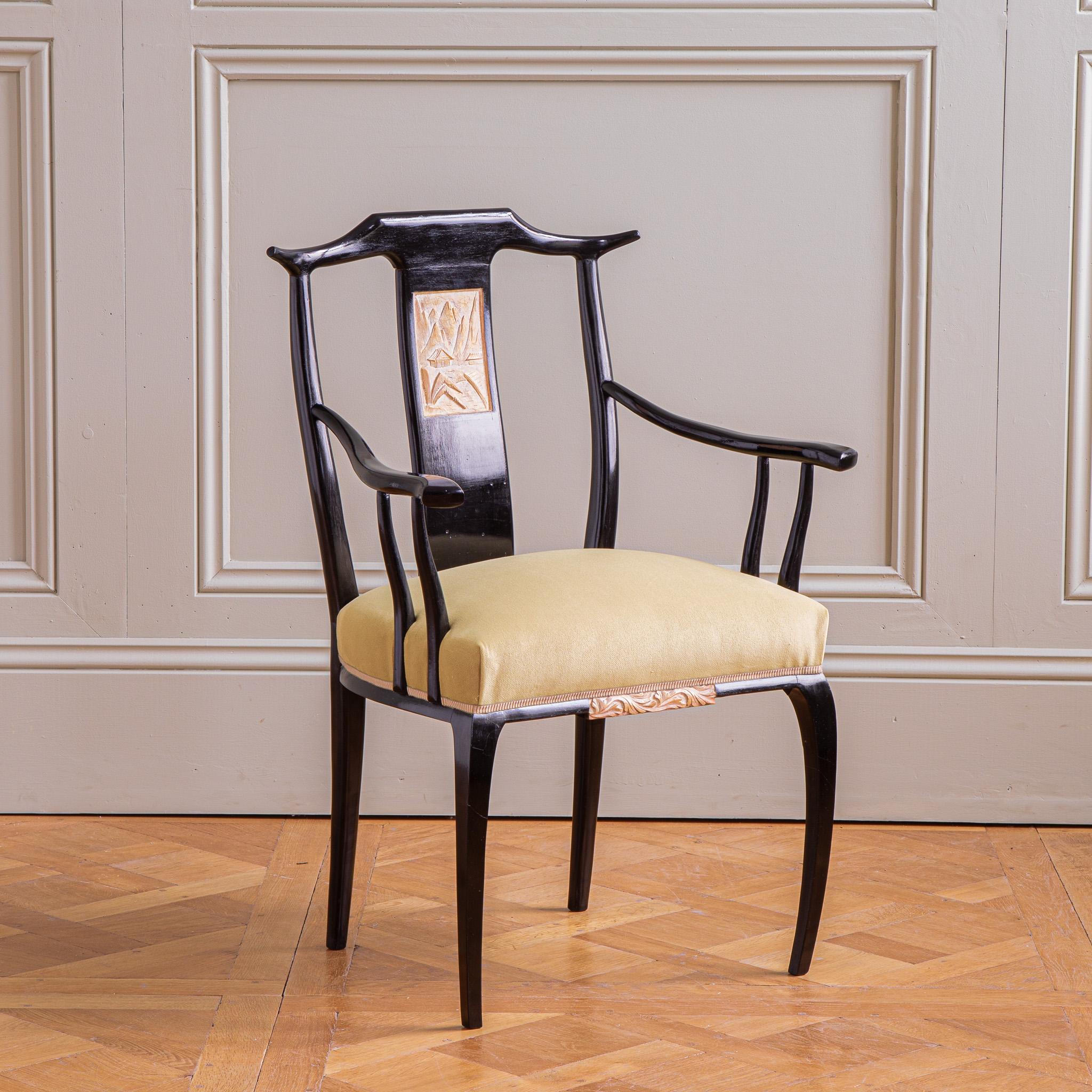 Mid Century Set Of 6 Black Lacquered French Dining Chairs in Oriental Style  For Sale 3