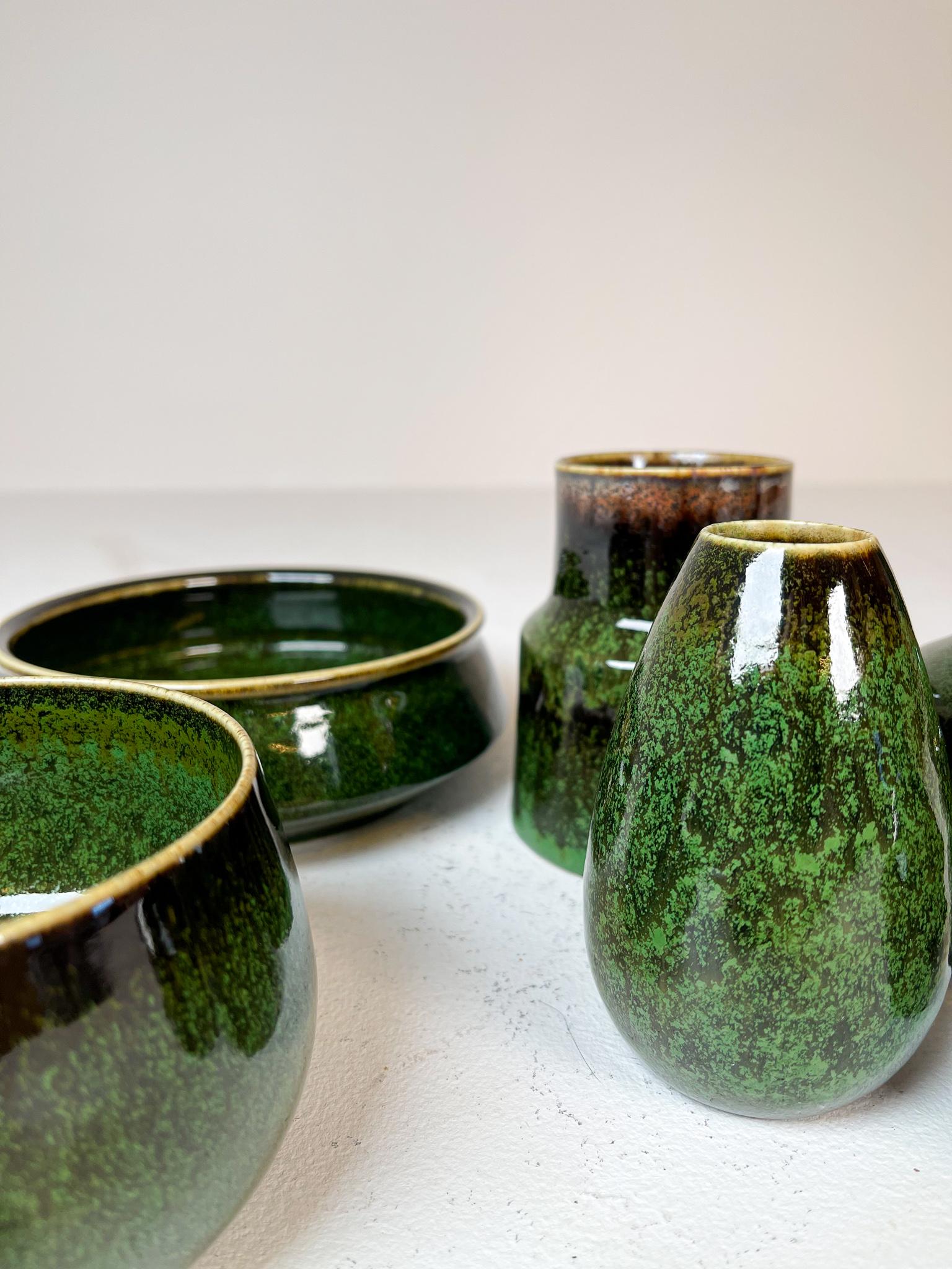 Mid-Century Set of 6 Green Ceramic Vasels Rörstrand Carl-Harry Stålhane, Sweden 5