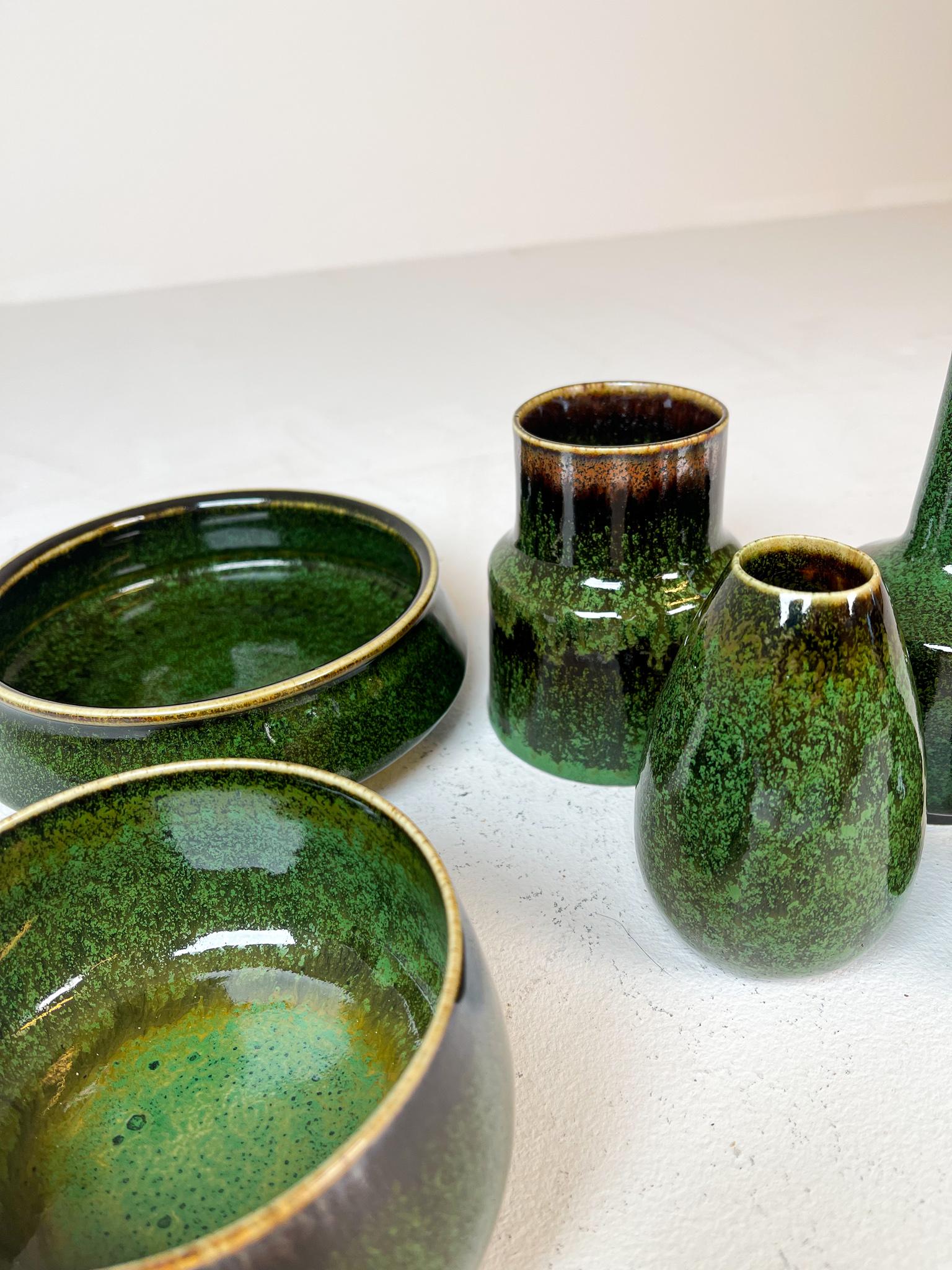 Mid-Century Set of 6 Green Ceramic Vasels Rörstrand Carl-Harry Stålhane, Sweden 6