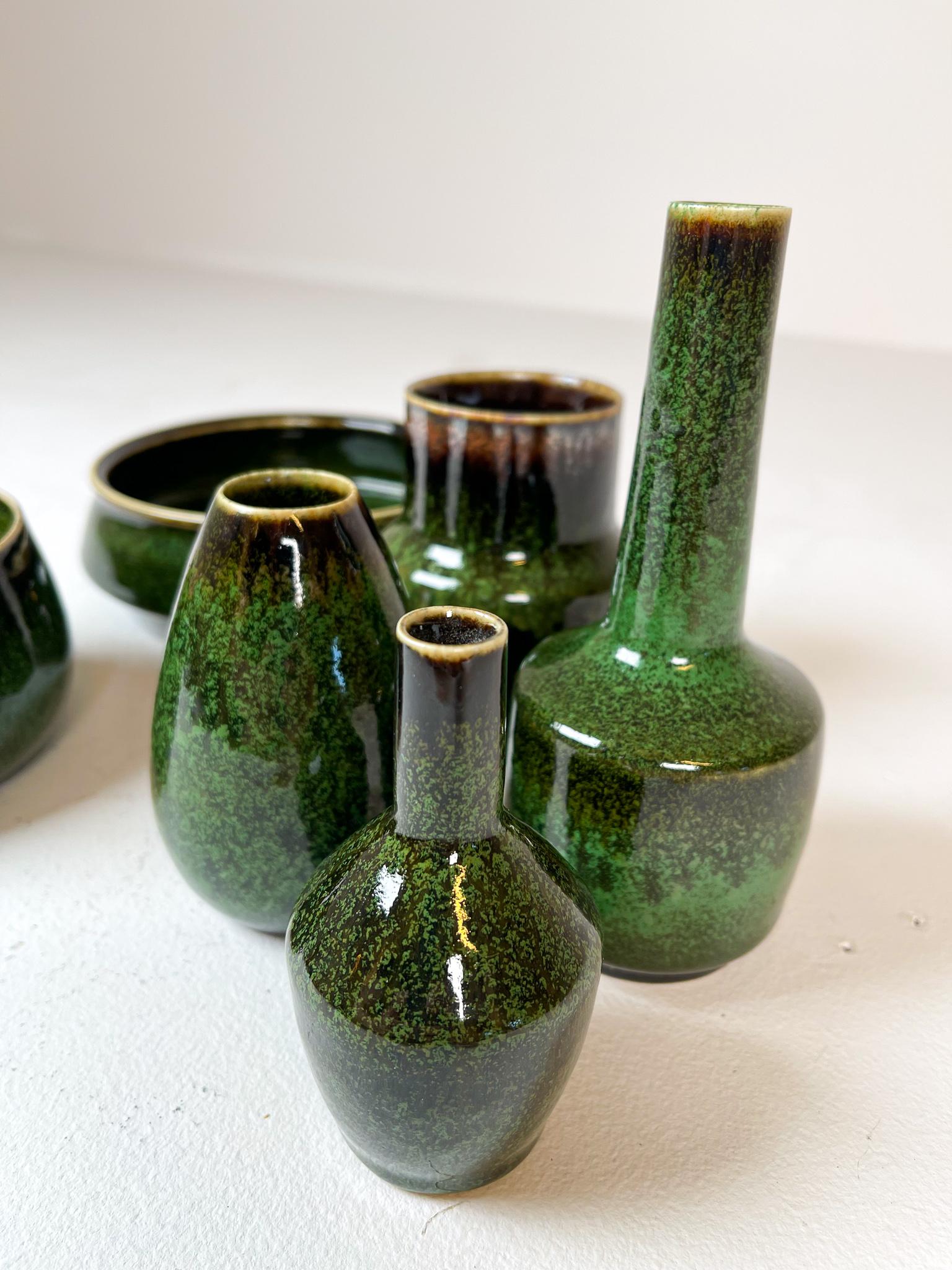 Mid-Century Set of 6 Green Ceramic Vasels Rörstrand Carl-Harry Stålhane, Sweden 2