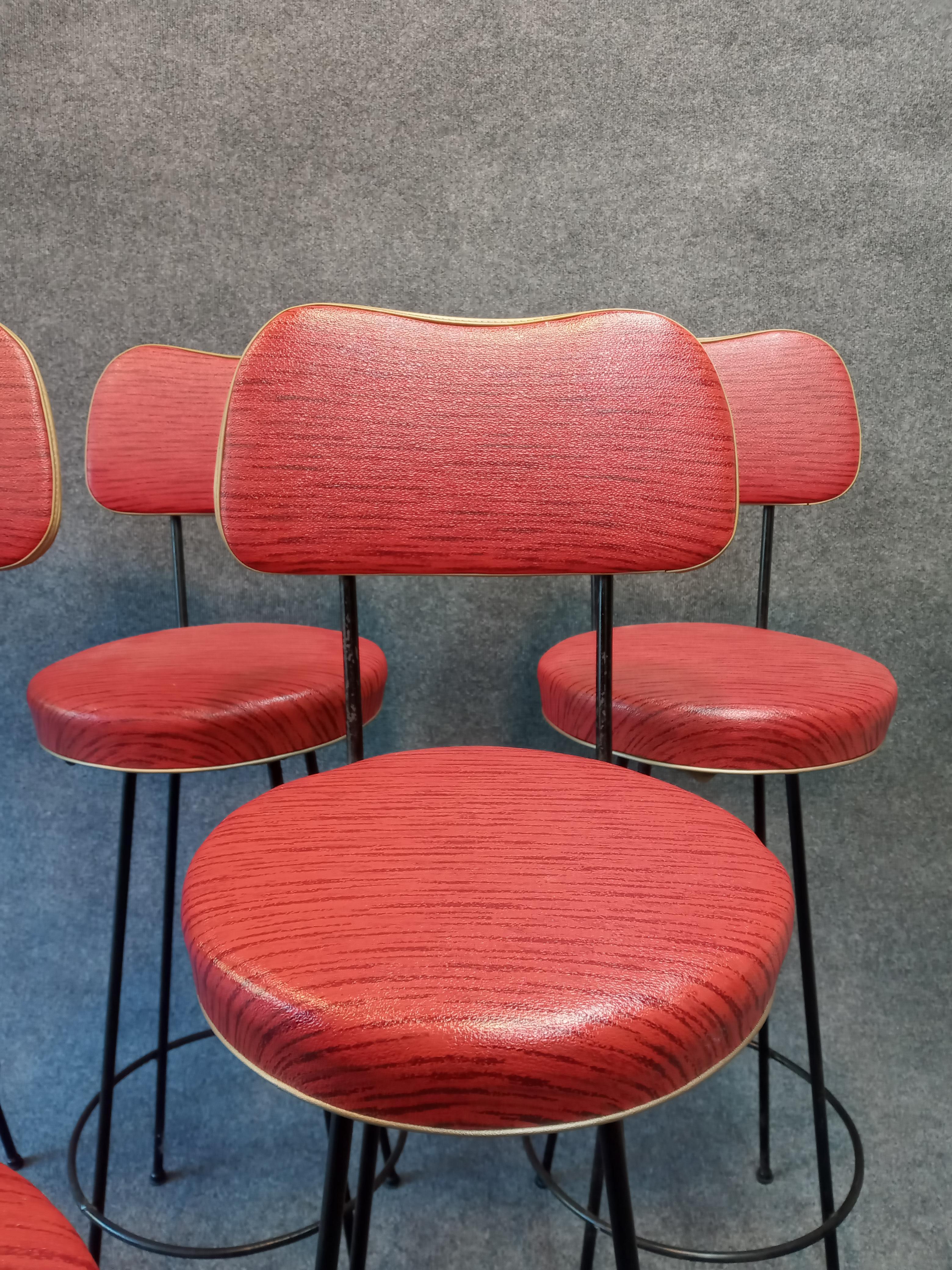 Mid-Century Set of 6 Hairpin Iron Swivel Barstools Frederick Weinberg, 1960s For Sale 1