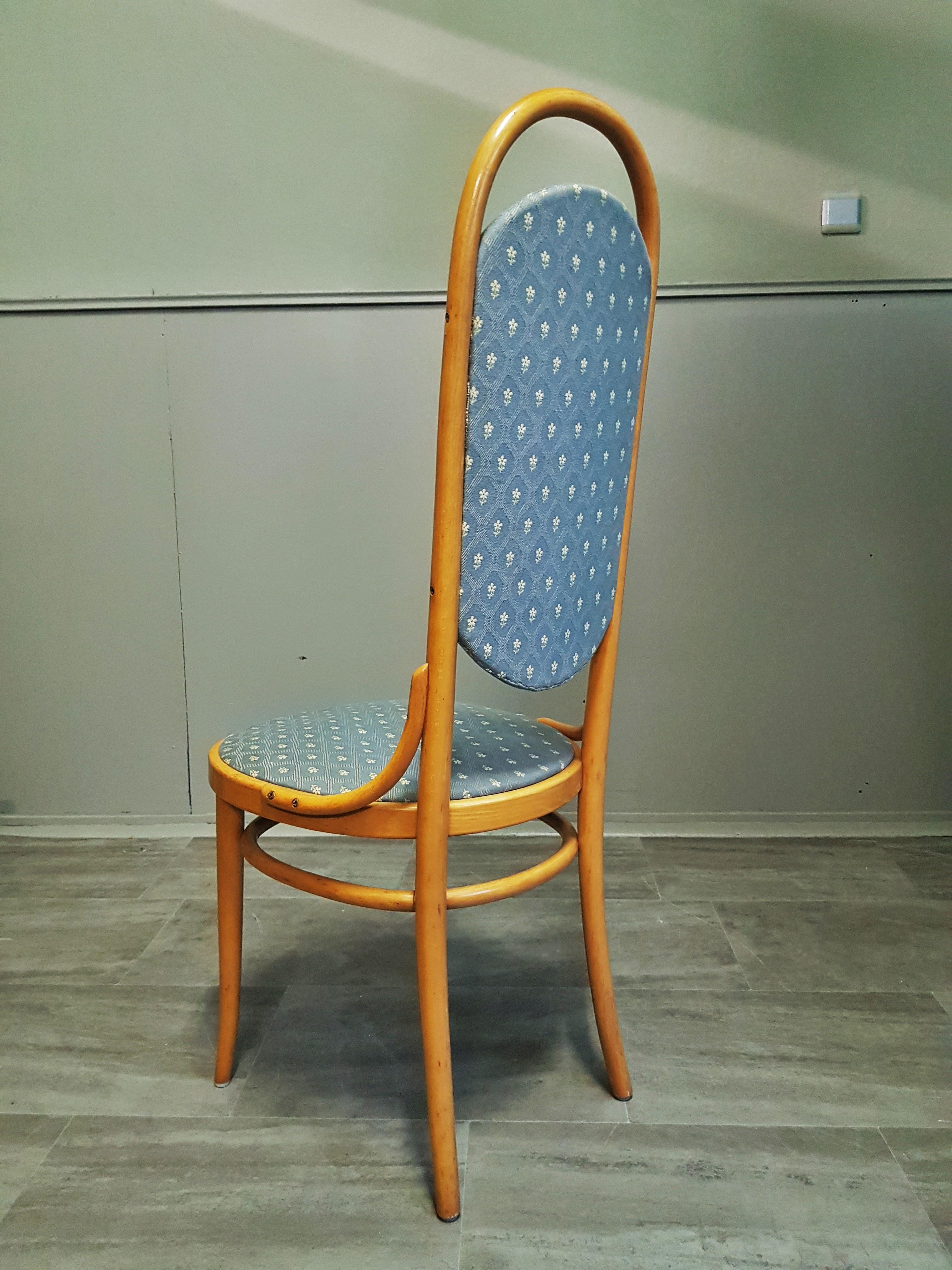 Midcentury Satz von 5 Thonet High Back Bugholz Esszimmerstühle (Deutsch) im Angebot