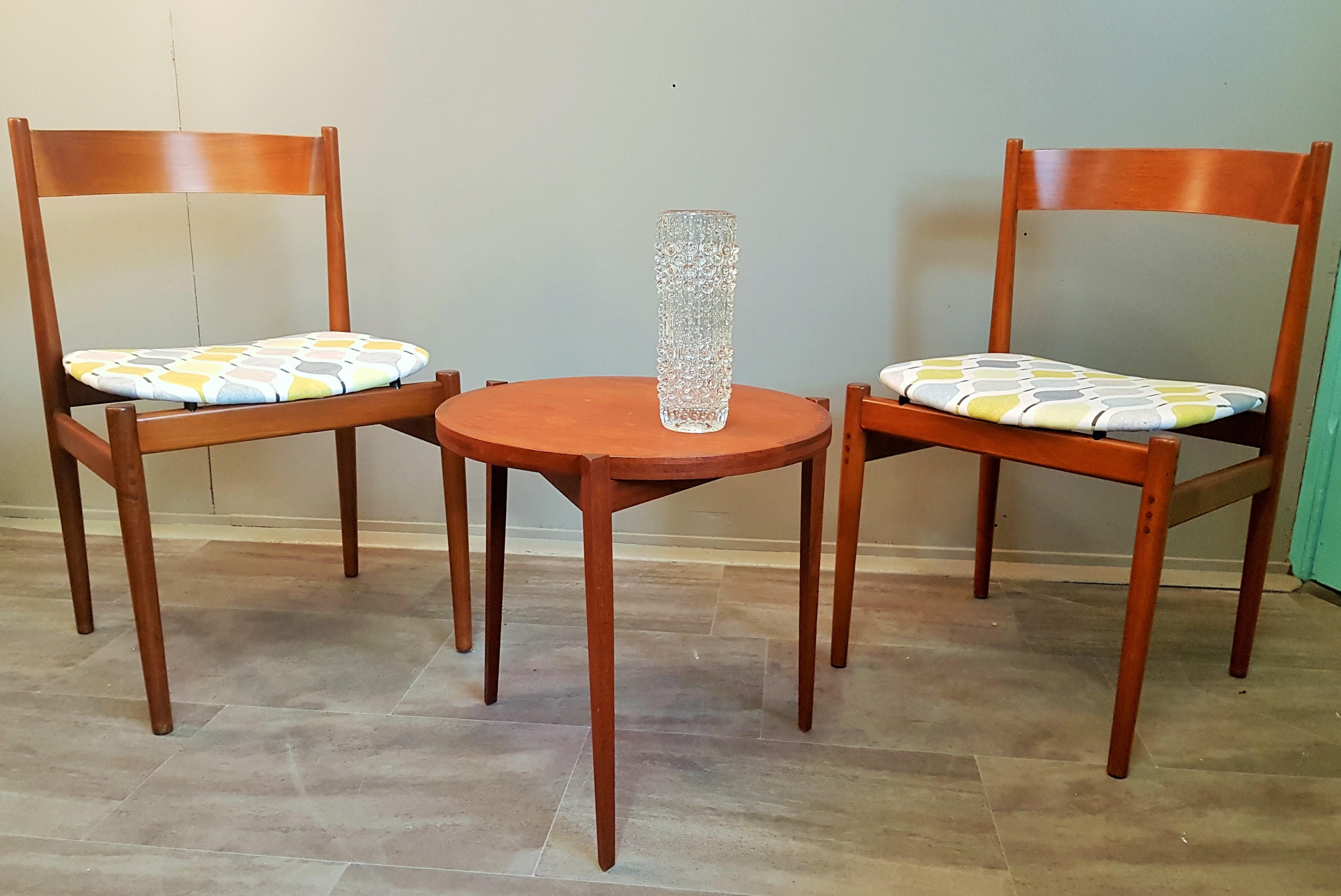 Mid-Century Modern Ensemble de 7 chaises de salle à manger du milieu du siècle Mod 101 de Frattini  pour Cassina, Italie, 1960 en vente