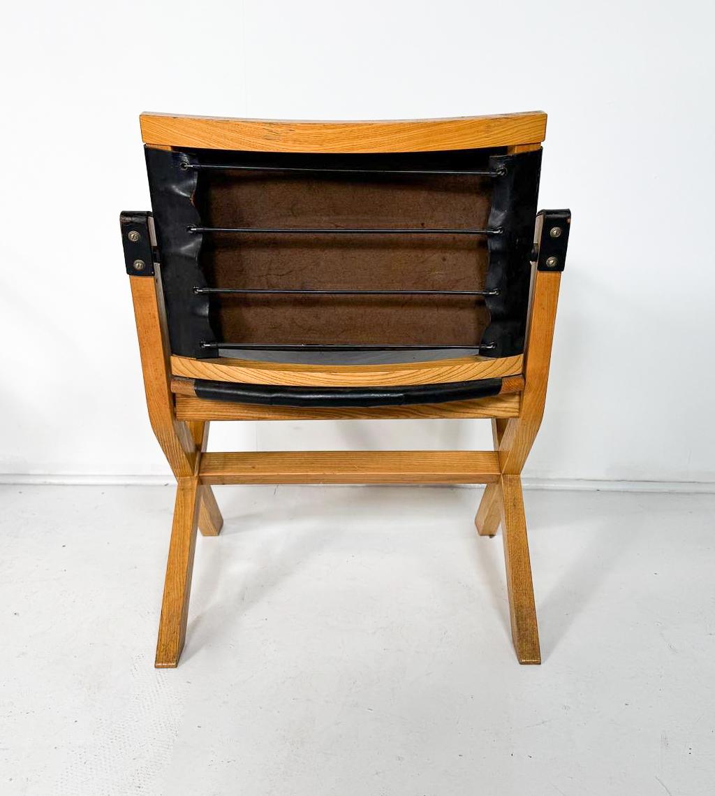Juego de 8 Sillones Kiu de mediados de siglo de luxoritalia, madera de fresno y cuero Siglo XXI y contemporáneo en venta