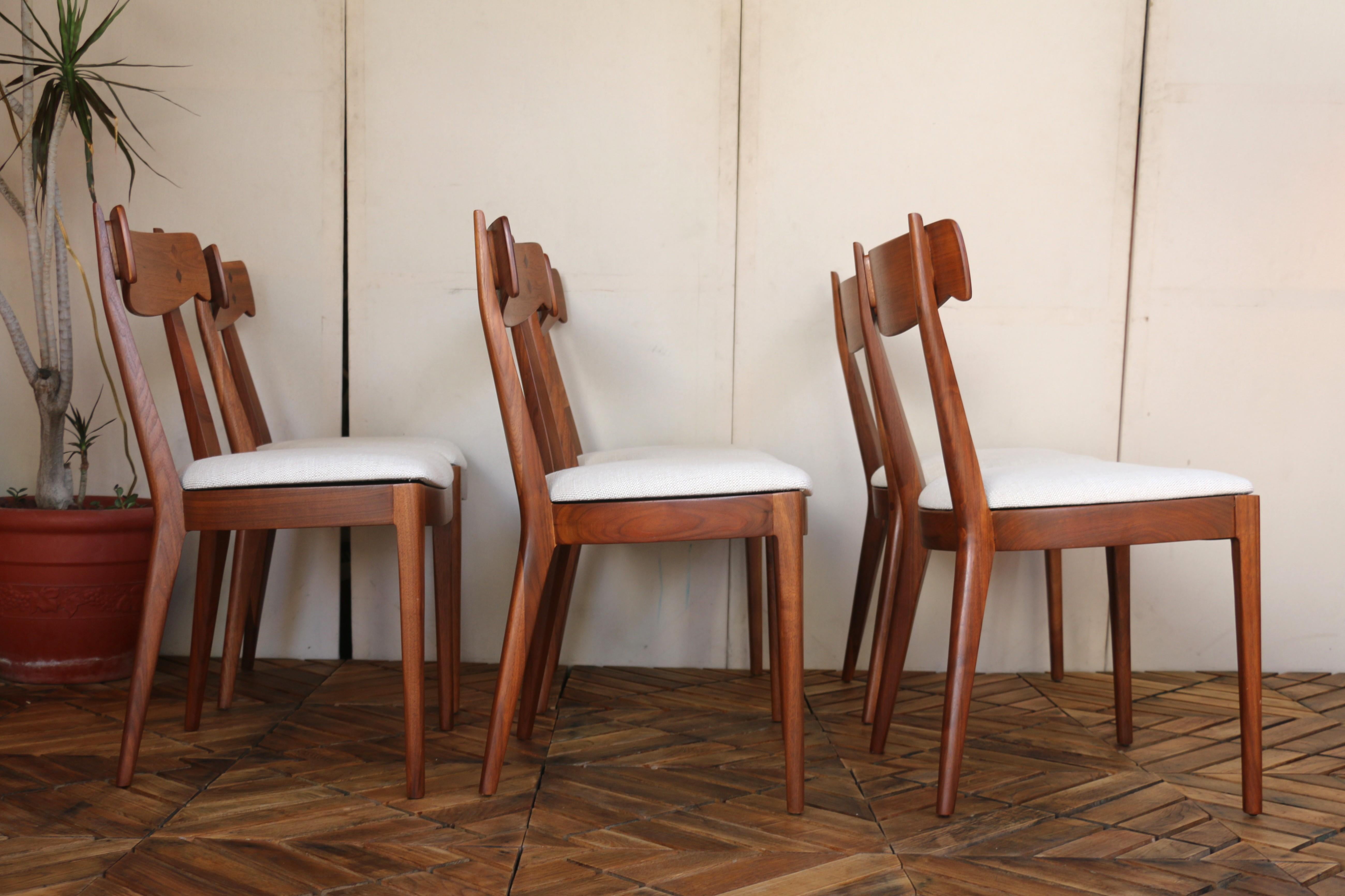 Set di otto sedie da pranzo di metà secolo di Kipp Stewart per Drexel 