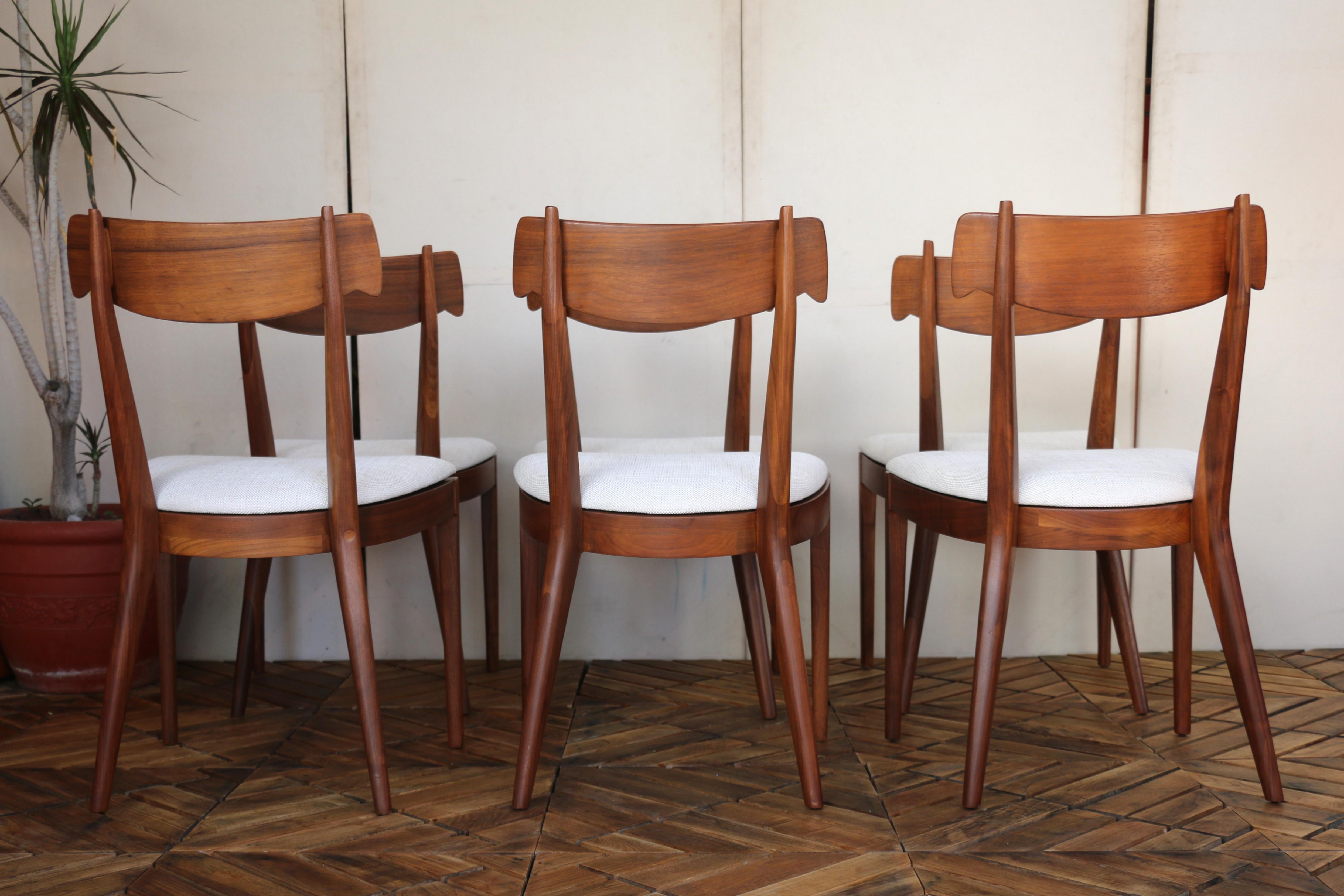 Set di otto sedie da pranzo di metà secolo di Kipp Stewart per Drexel 