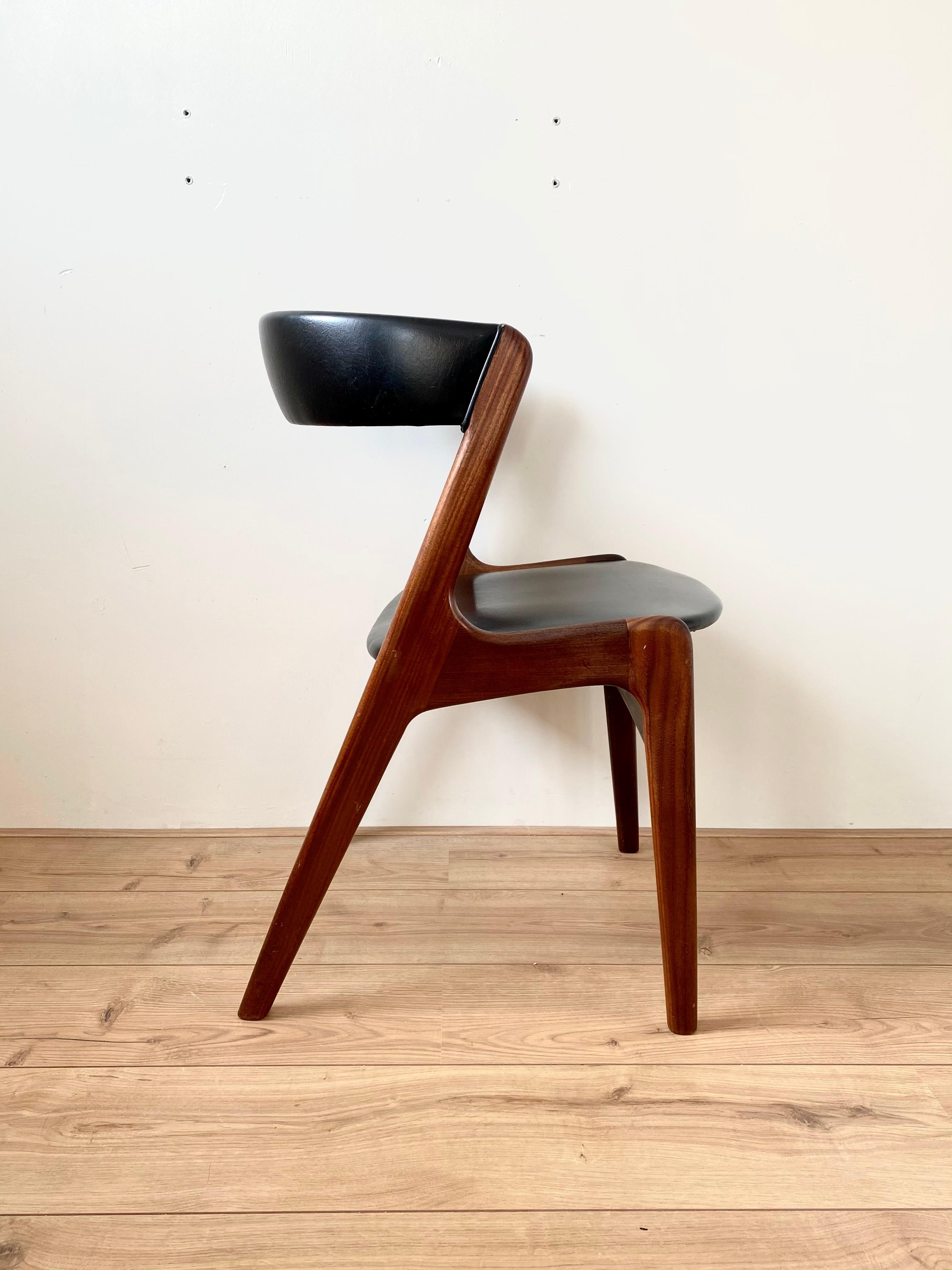 20th Century Midcentury Danish Design Dining Chairs By T.H. Harlev for Farstrup Mobler. For Sale