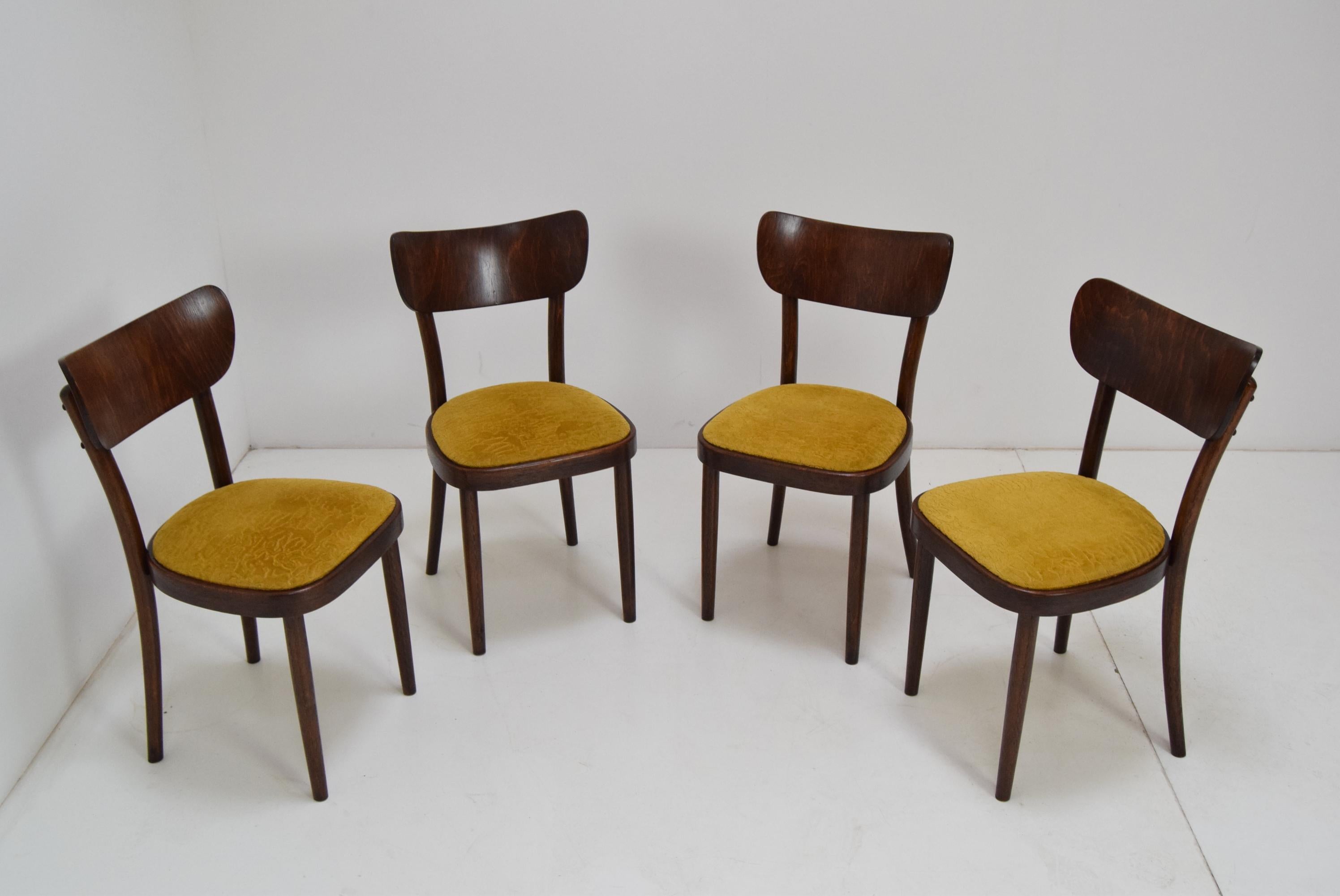 Midcentury Set of Four Chairs or Ton, 1960s For Sale 1