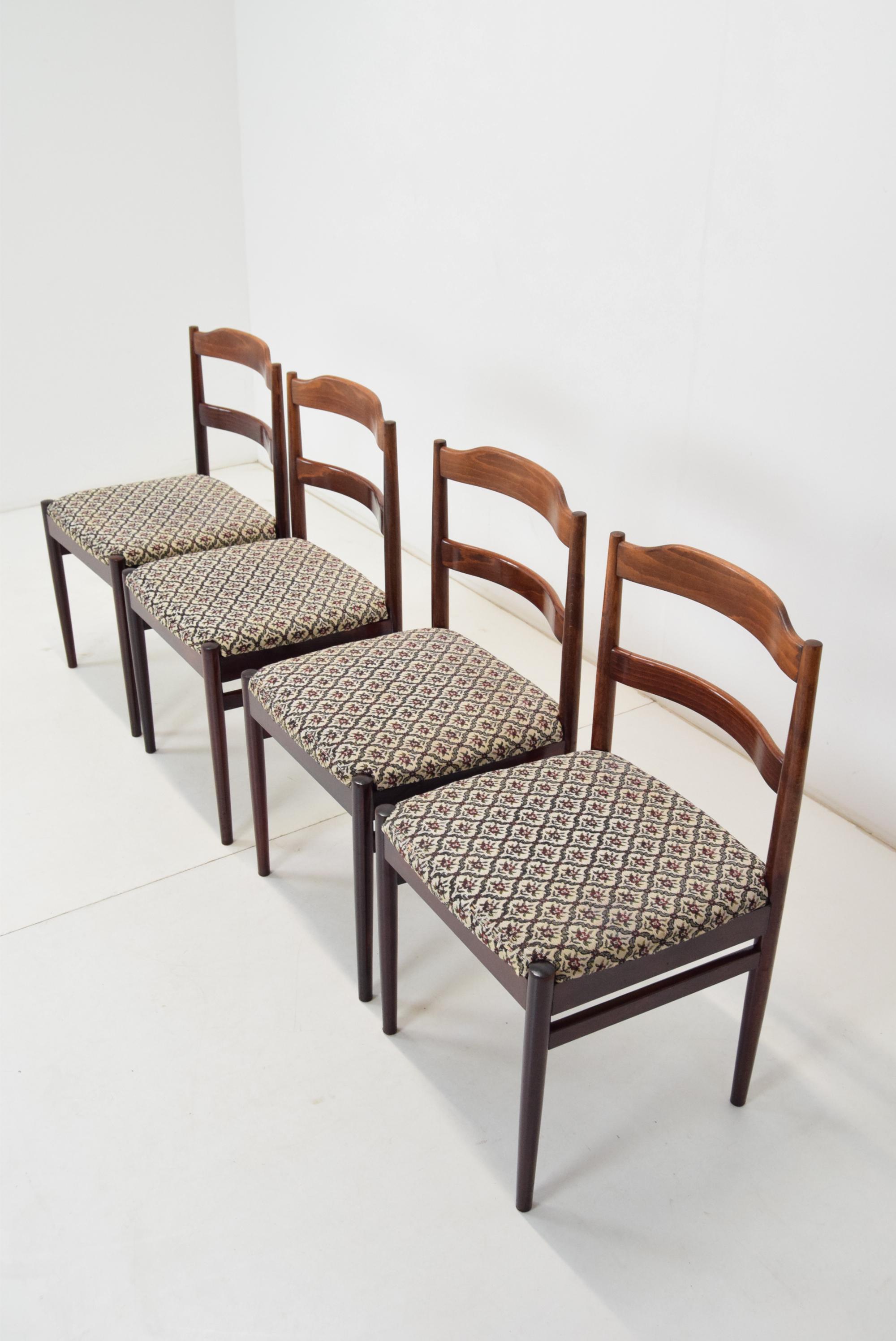 Mid-Century Set of Four Chairs/TON, 1970's For Sale 3