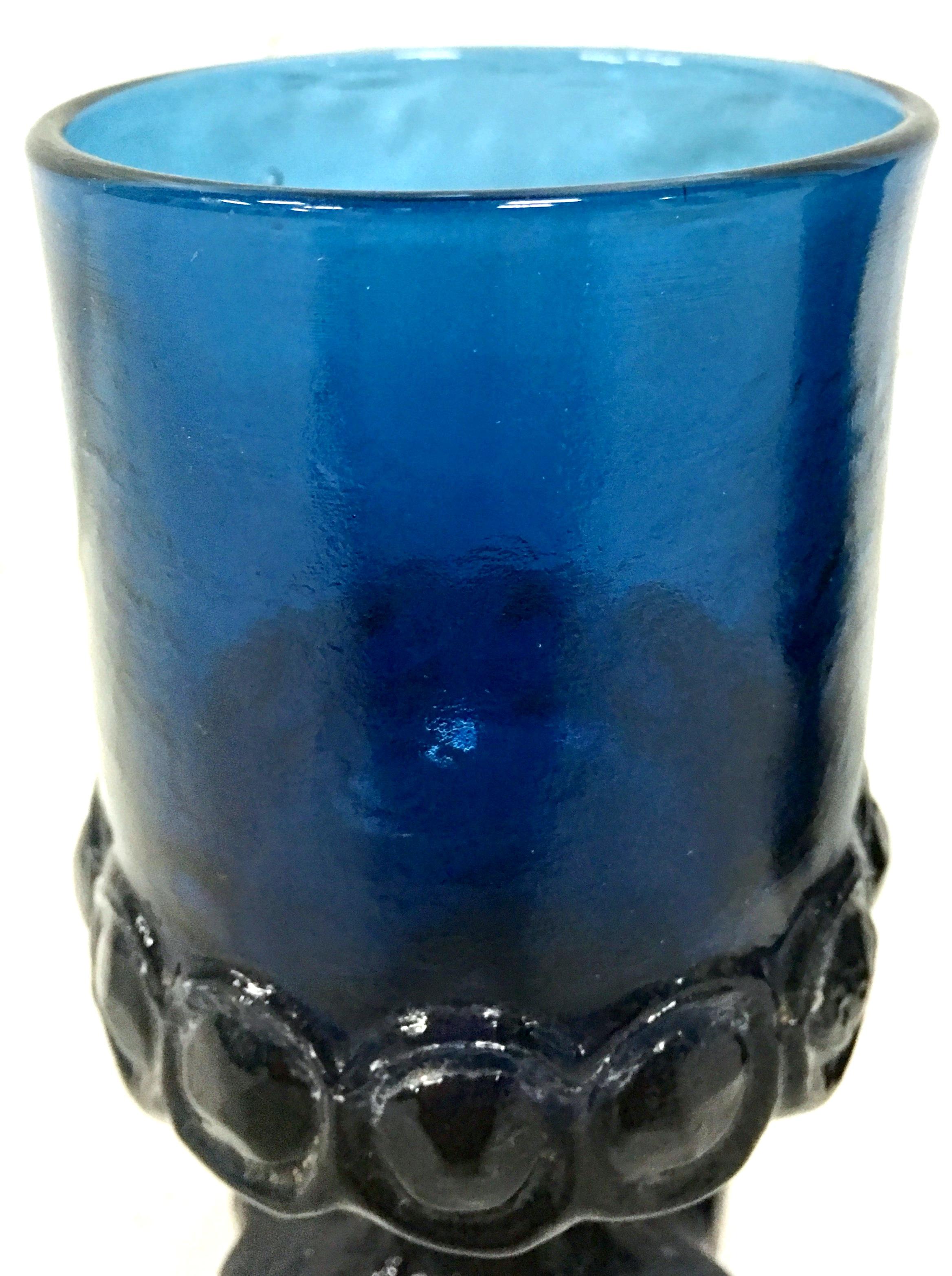 Midcentury Set of Four Glass Stem Cobalt Thumbprint Drink Glasses In Good Condition In West Palm Beach, FL