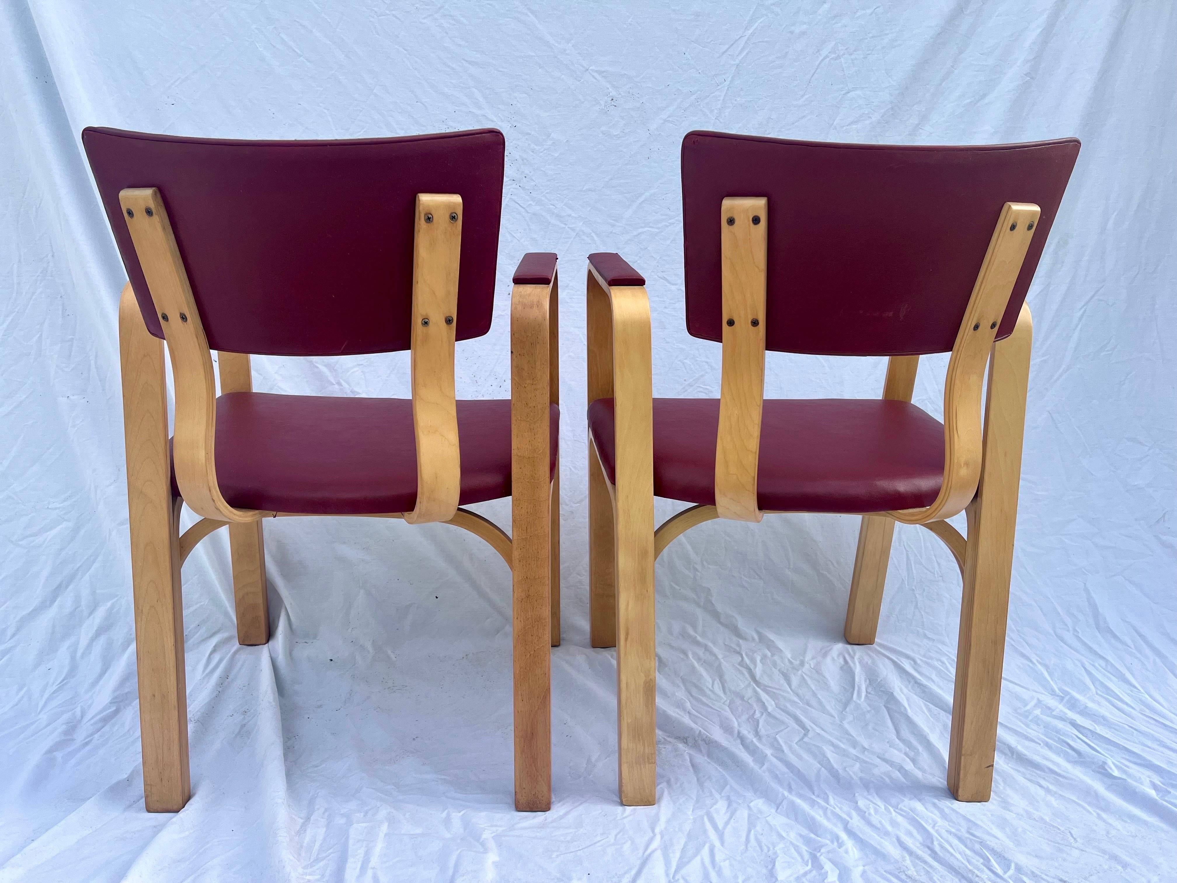Mid Century Set of Four Thonet Cotton Felt Bent Ply Arm or Dining Chairs Labeled For Sale 8