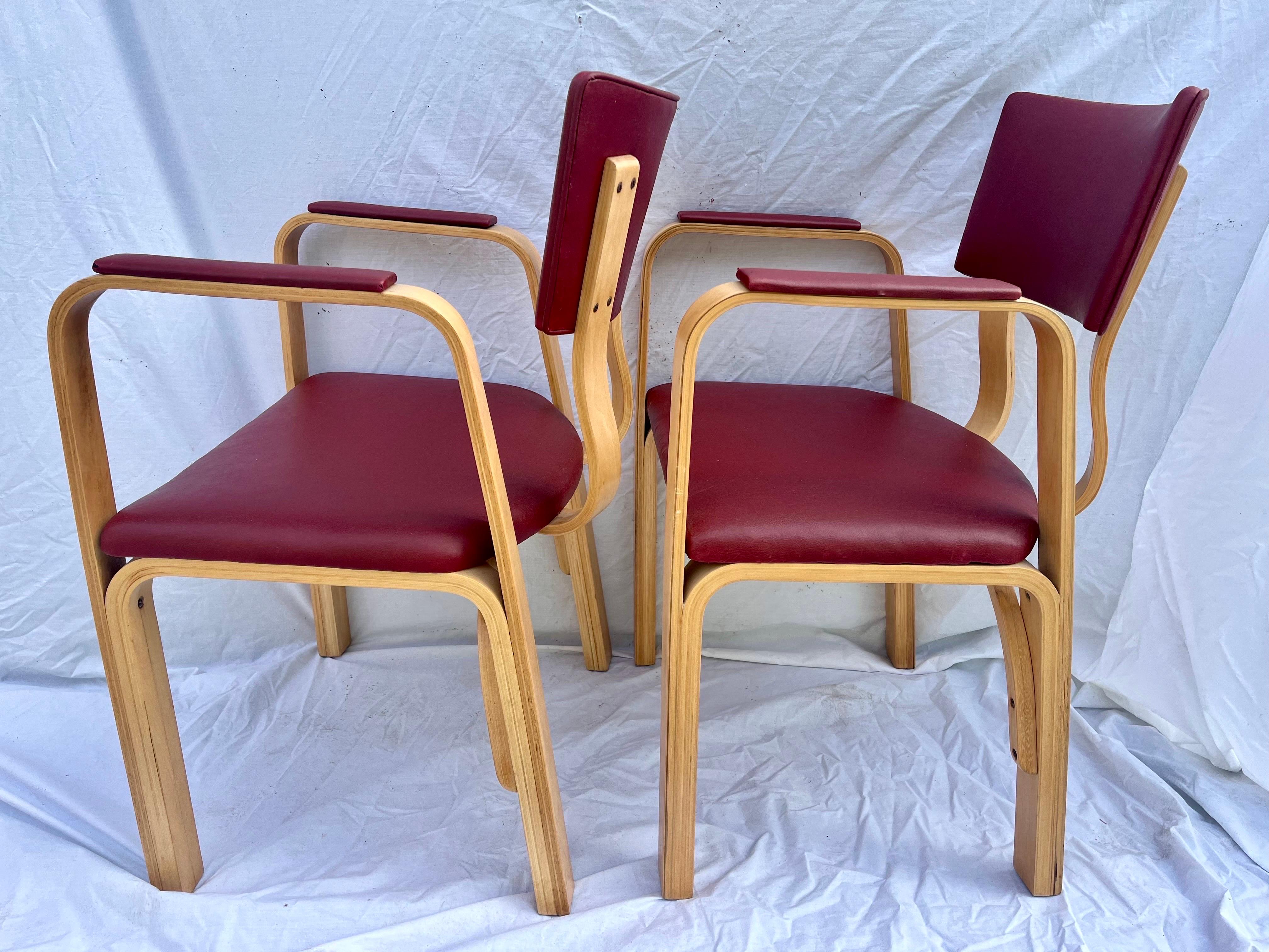 Mid Century Set of Four Thonet Cotton Felt Bent Ply Arm or Dining Chairs Labeled For Sale 1