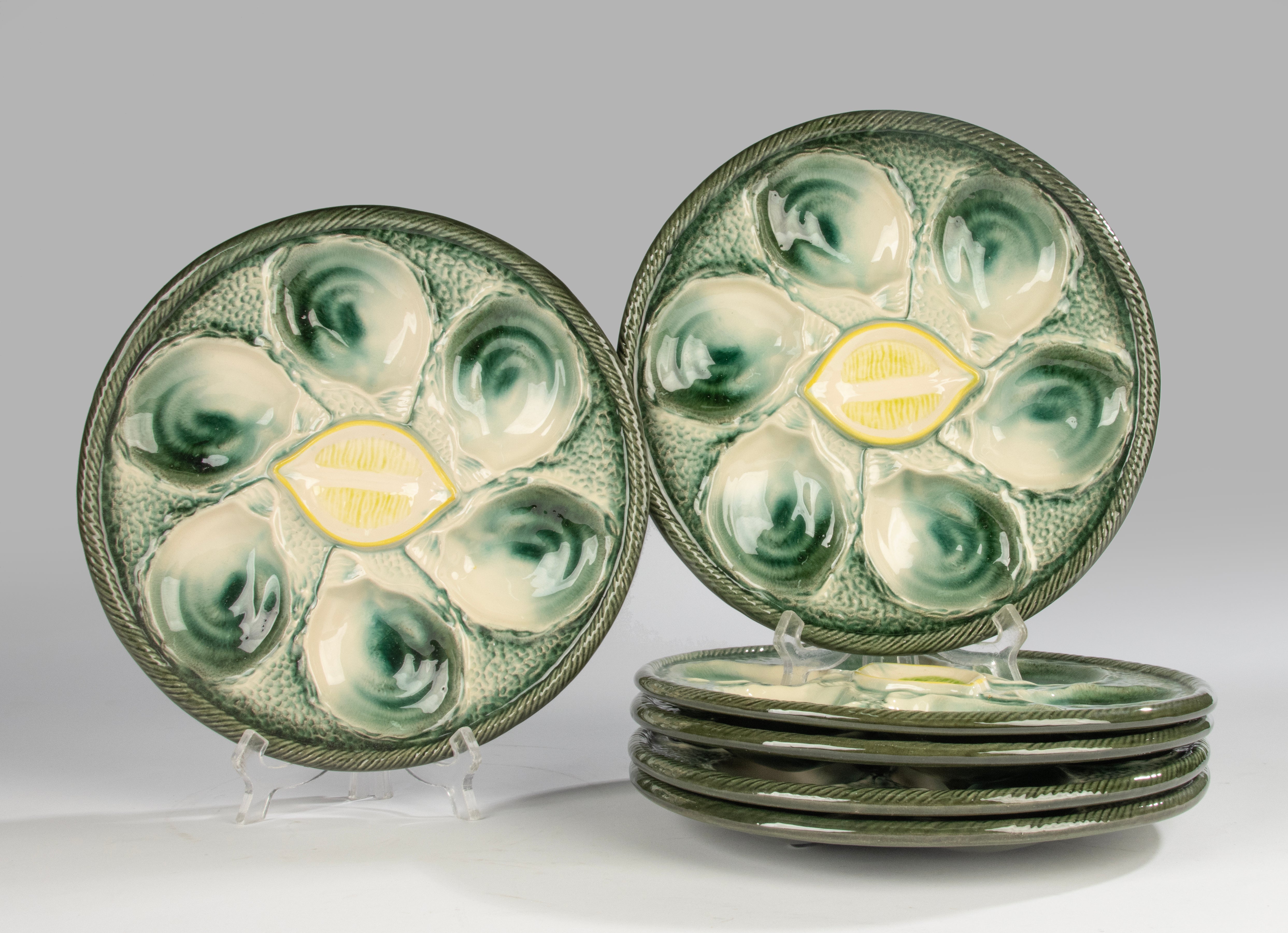 Set di sei piatti da ostrica di metà secolo - St Clement - Ceramica francese in vendita