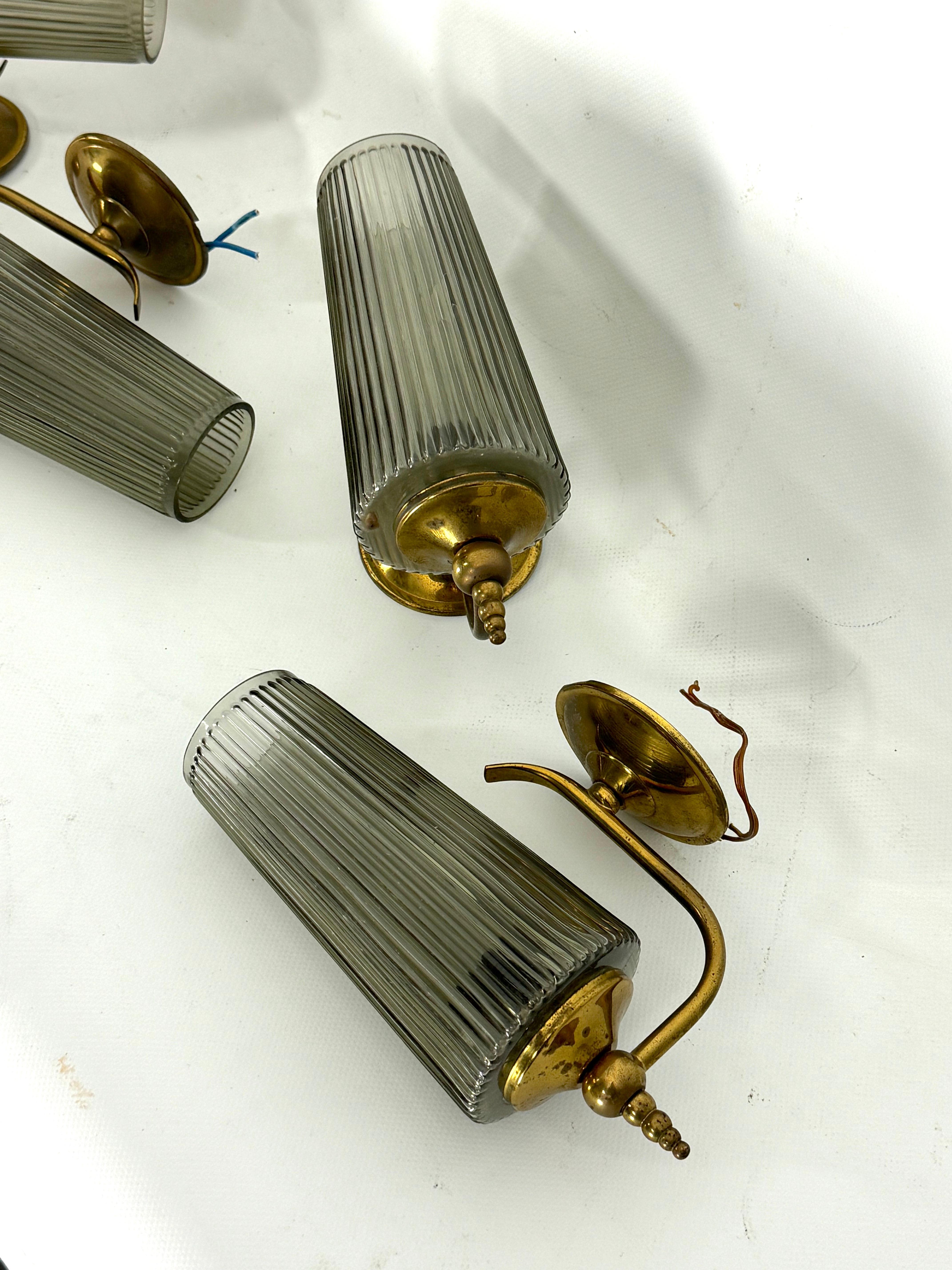 Mid-Century Set of six sconces in brass and fume glass. Italy 1950s For Sale 1