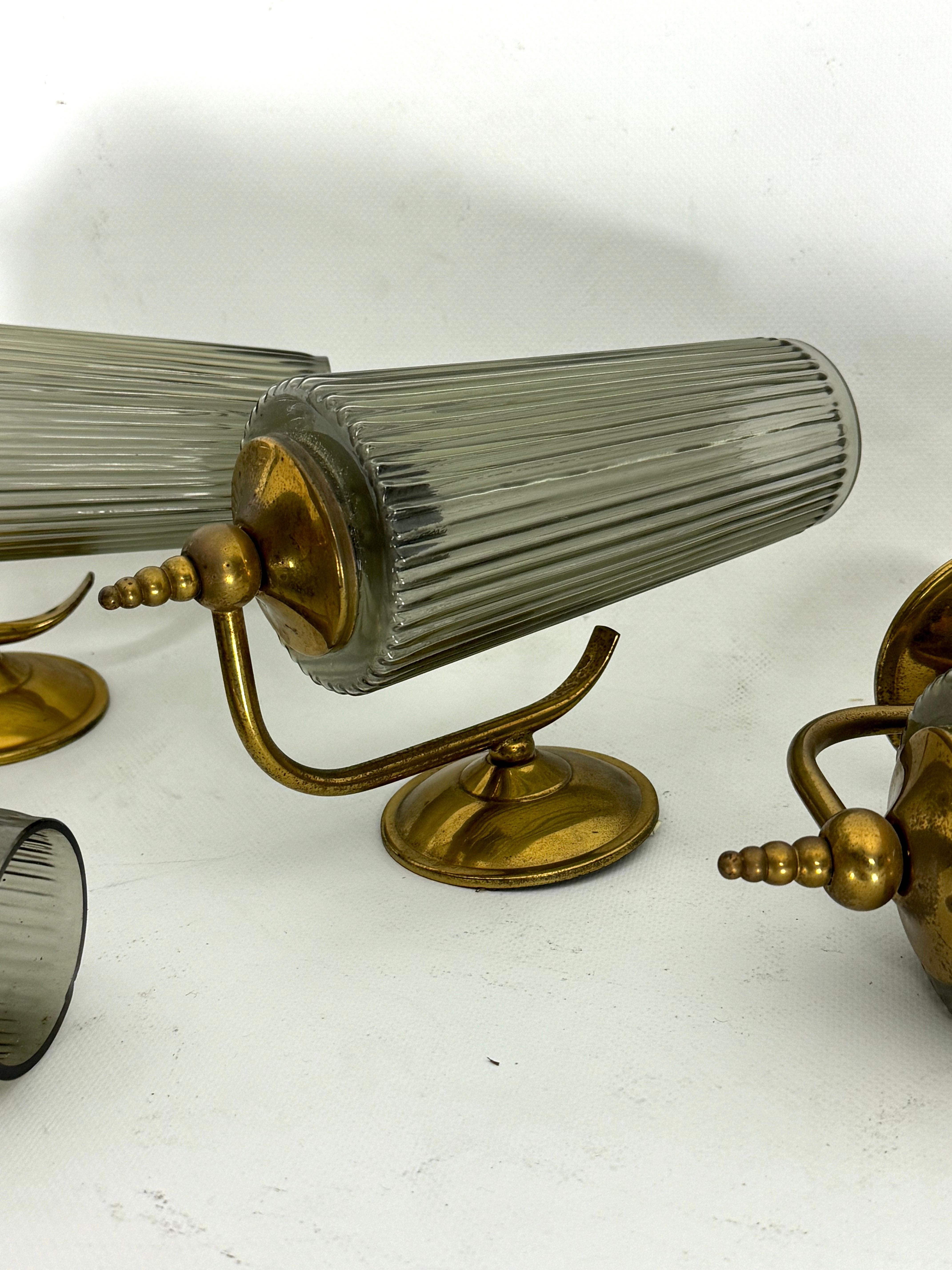 Mid-Century Set of six sconces in brass and fume glass. Italy 1950s For Sale 2