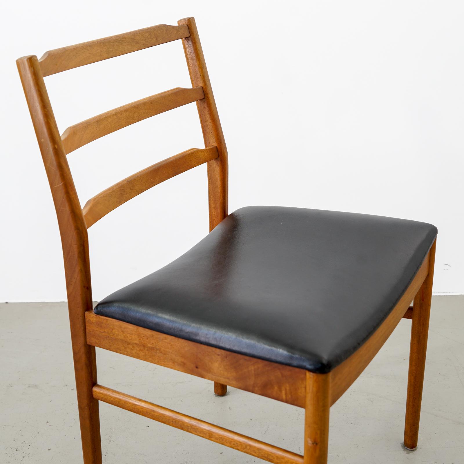 Scandinavian Modern Midcentury Set of Teakwood Chair For Sale