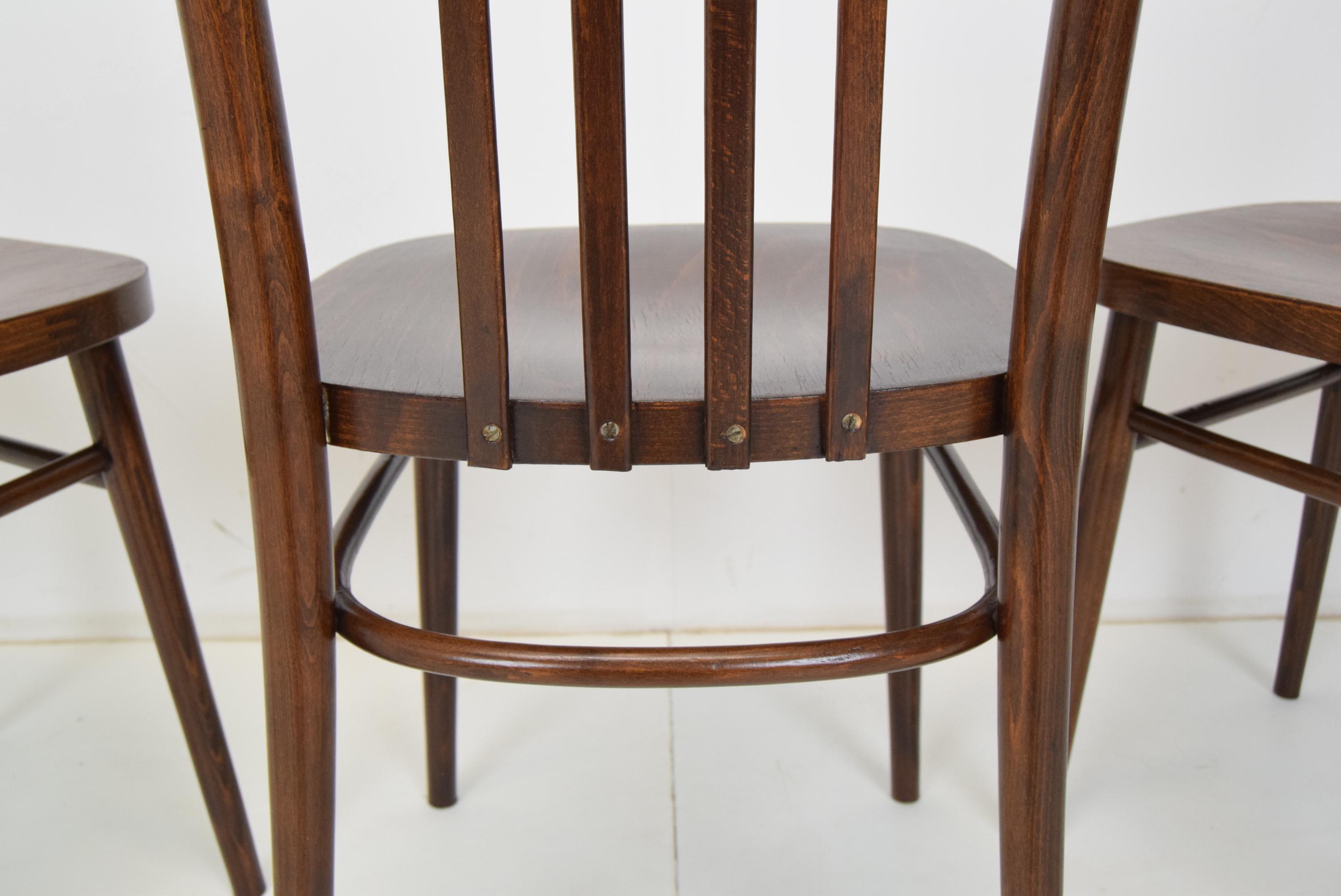 Mid-Century Set of Three Chairs, TON, 1960's For Sale 5