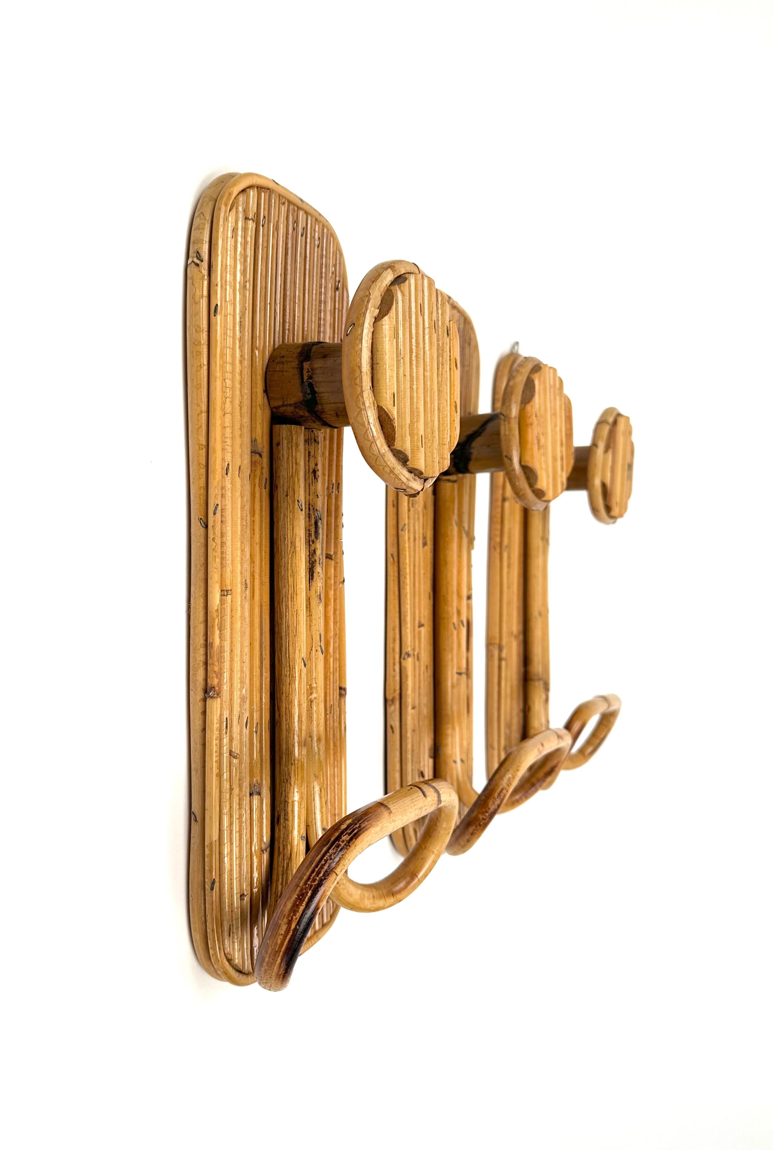 Mid-Century Set of Three Coat Rack Stand in Bamboo and Rattan, Italy, 1970s In Good Condition For Sale In Rome, IT