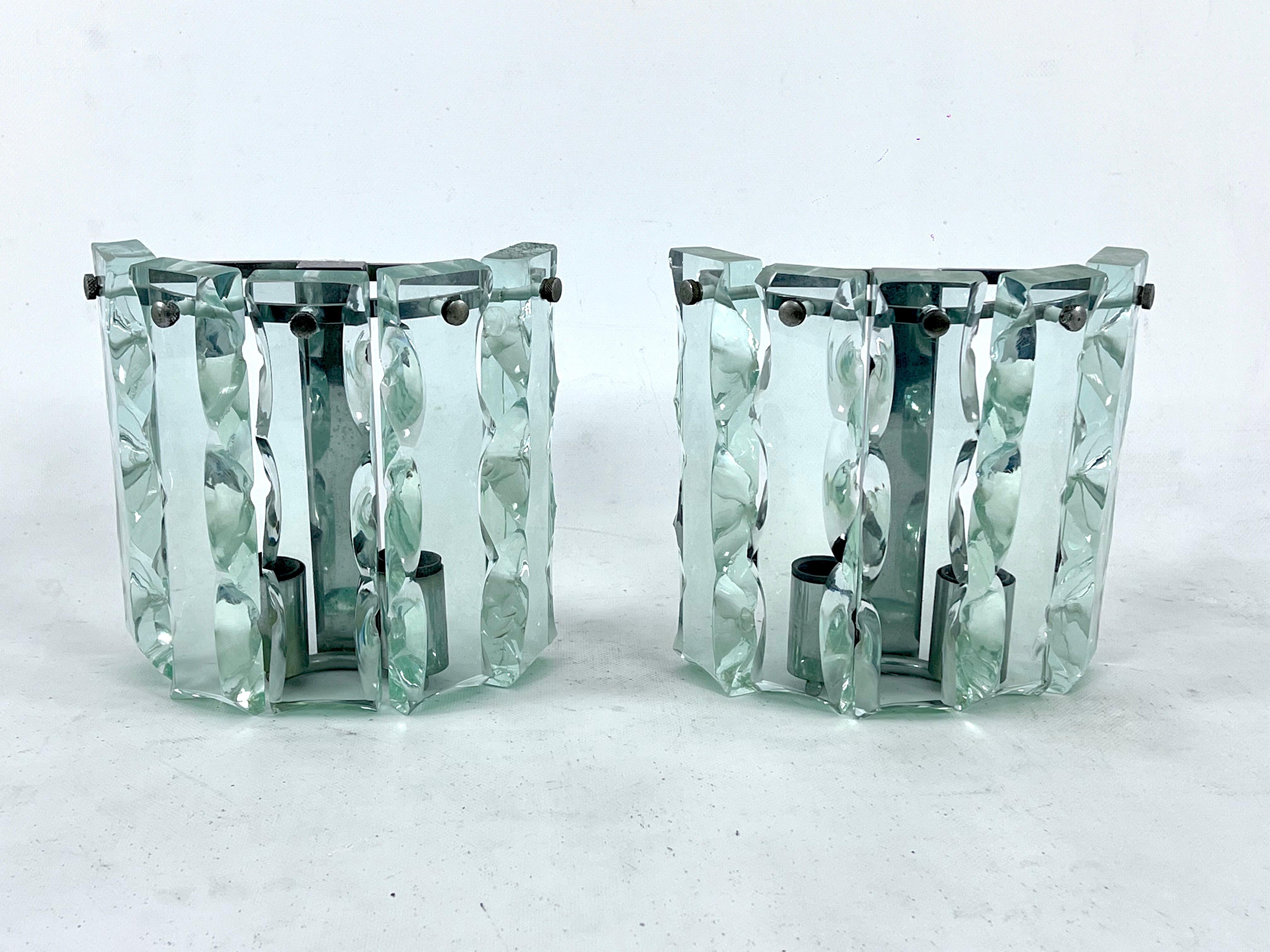 Mid-Century Modern Midcentury Set of Two Cut Glass Sconces by Zero Quattro, Italy, 1970s For Sale
